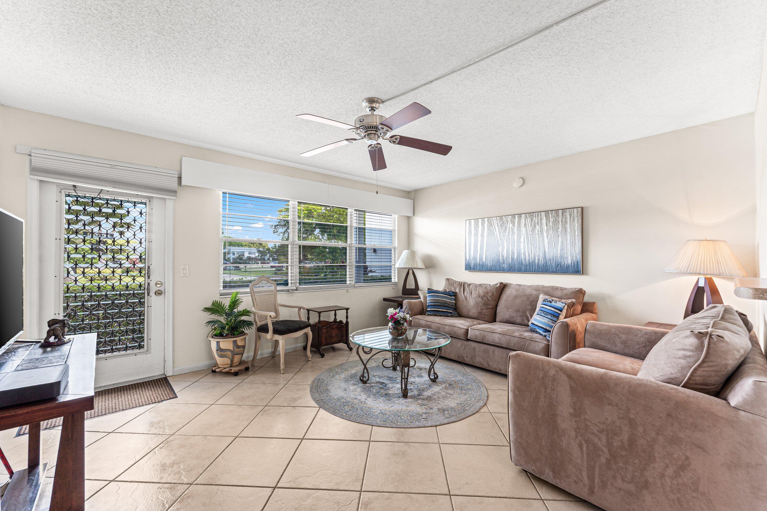 004-1017HarwoodC-DeerfieldBeach-FL-33442