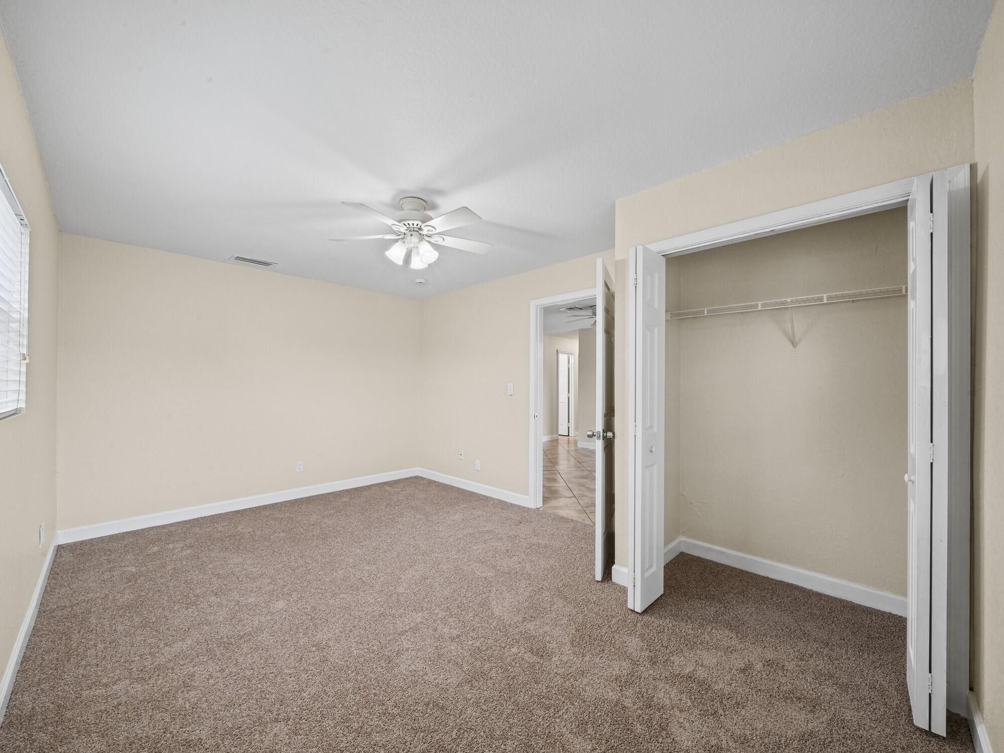4 Guest Bedroom A (4)