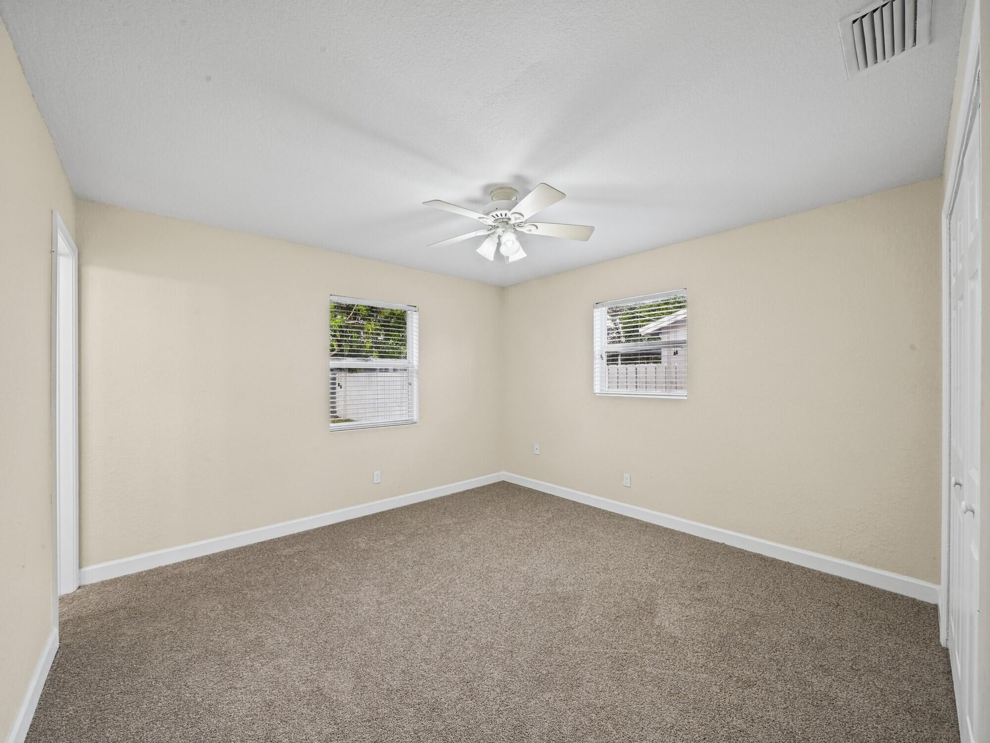 17 Primary Bedroom Suite (2)