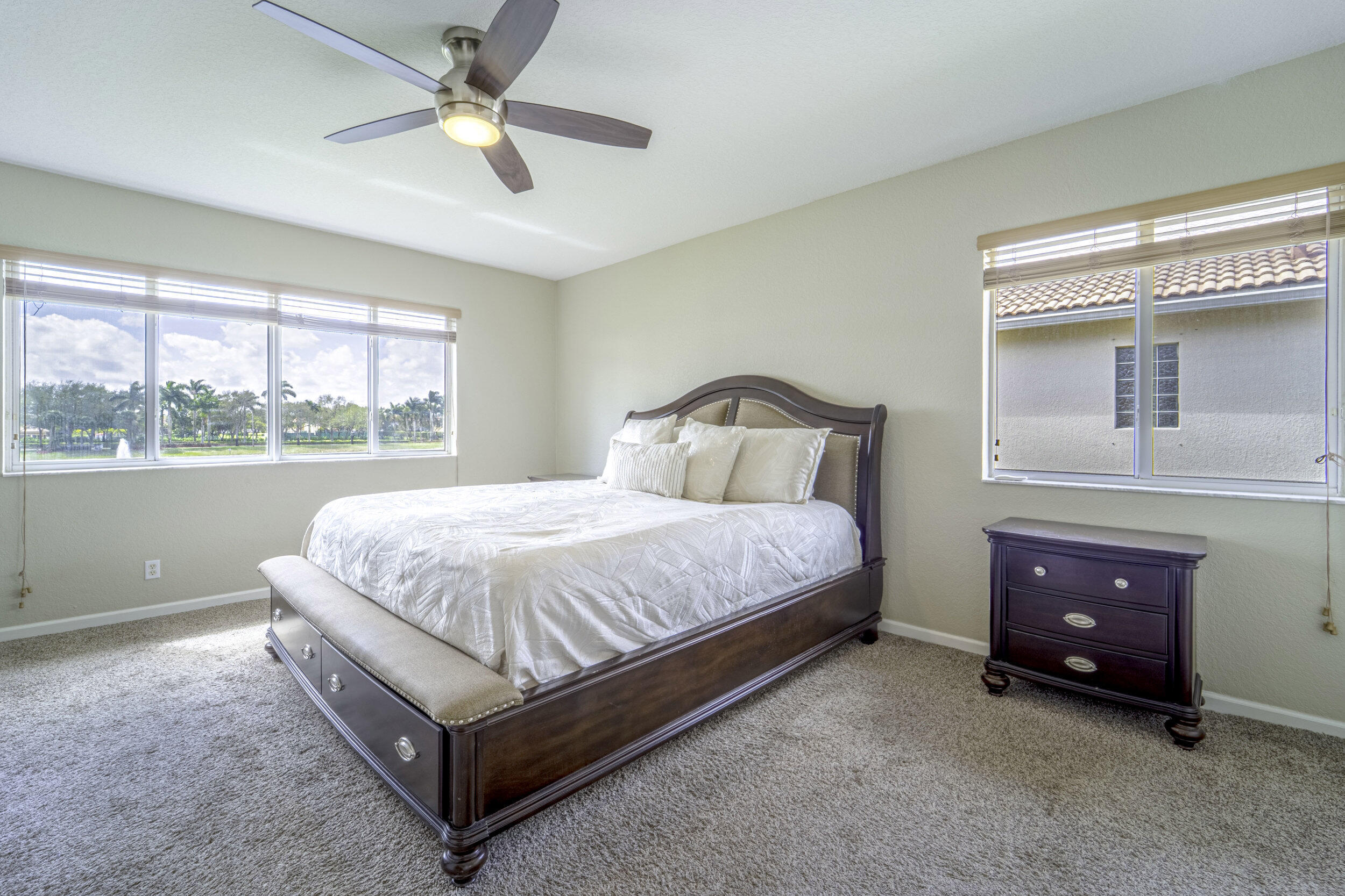 13_primary bedroom