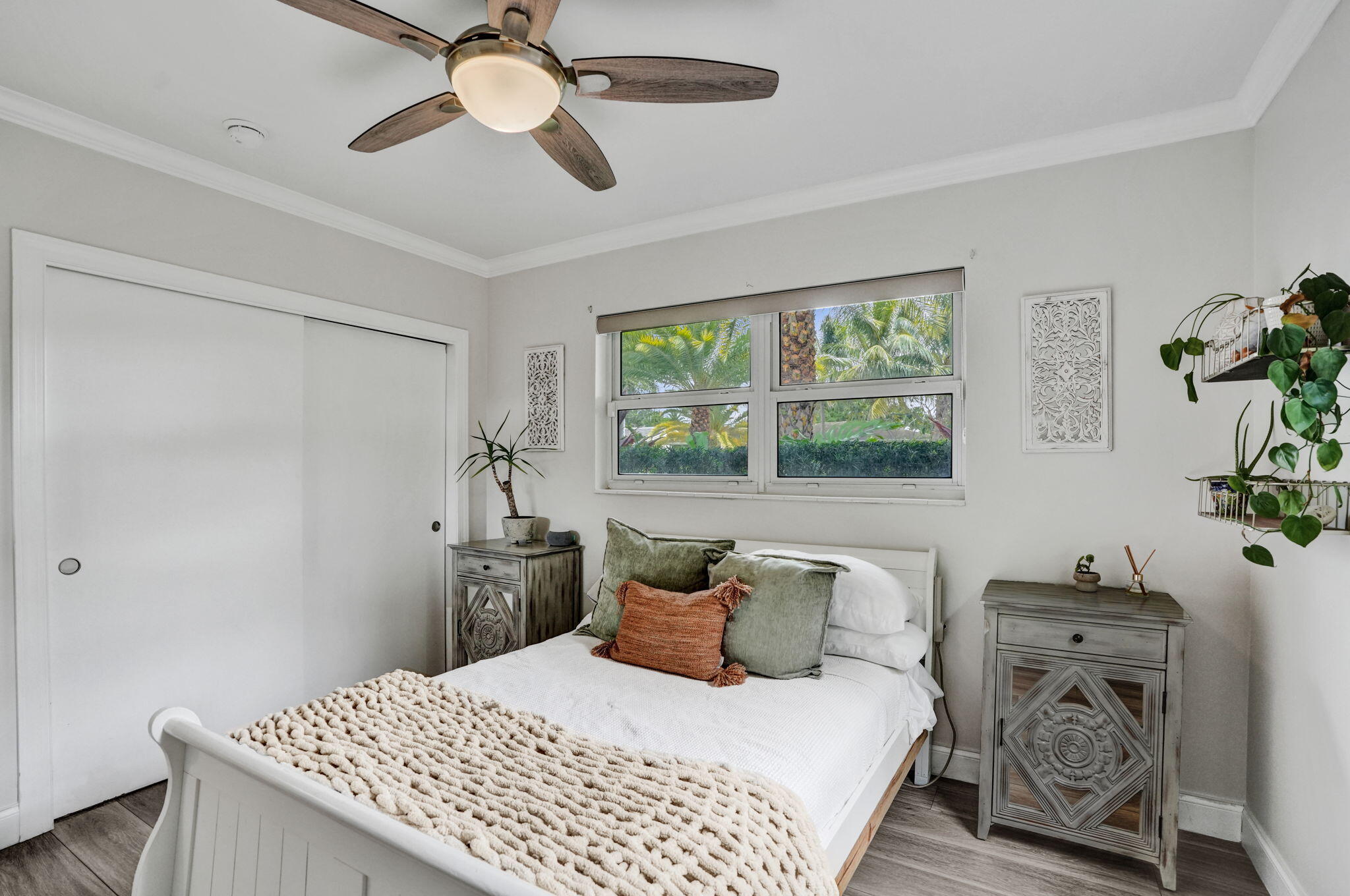 Guest Bedroom.