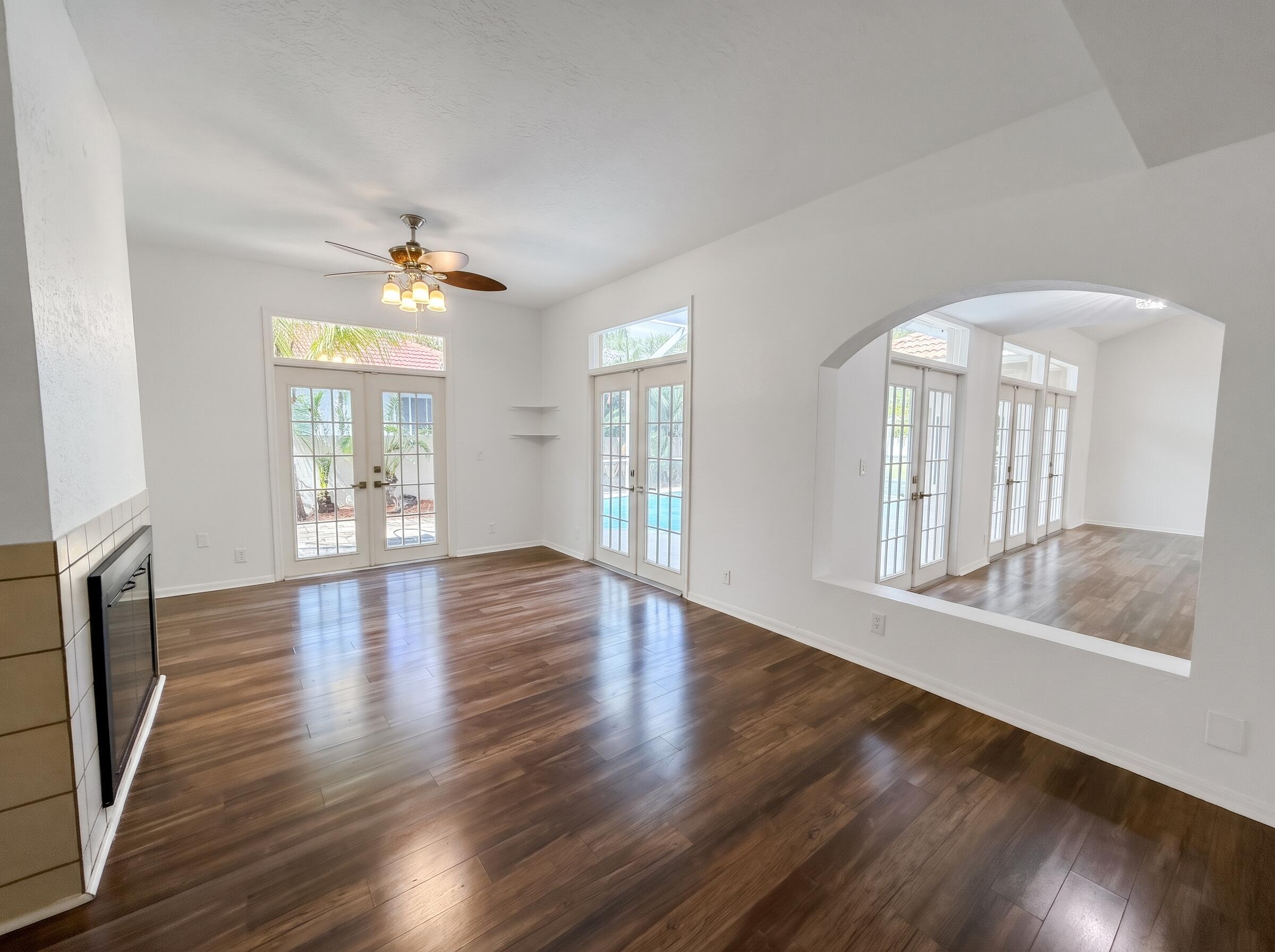 Spacious Family Room