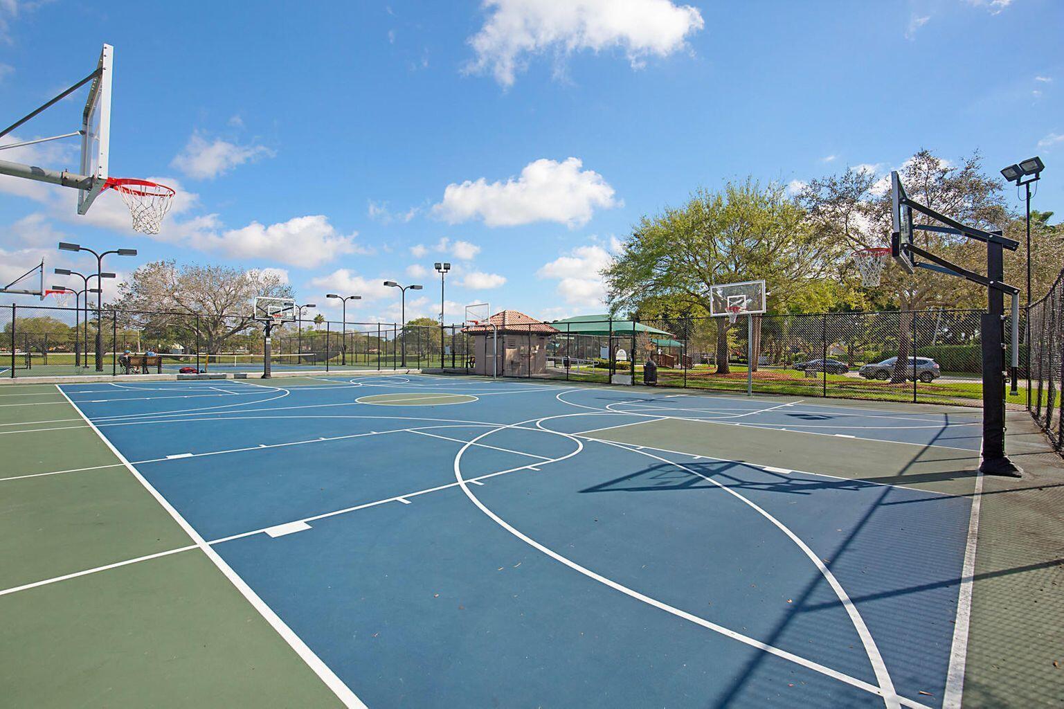 Mission Bay Basketball Courts