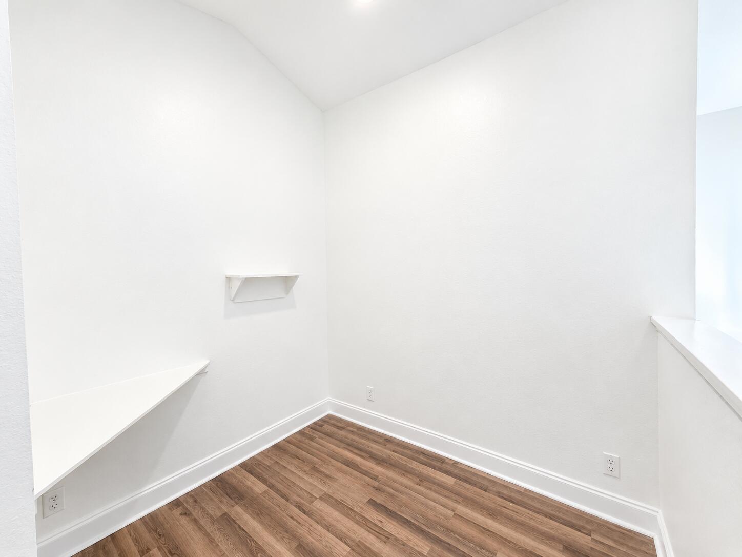Bonus Loft (Upstairs)