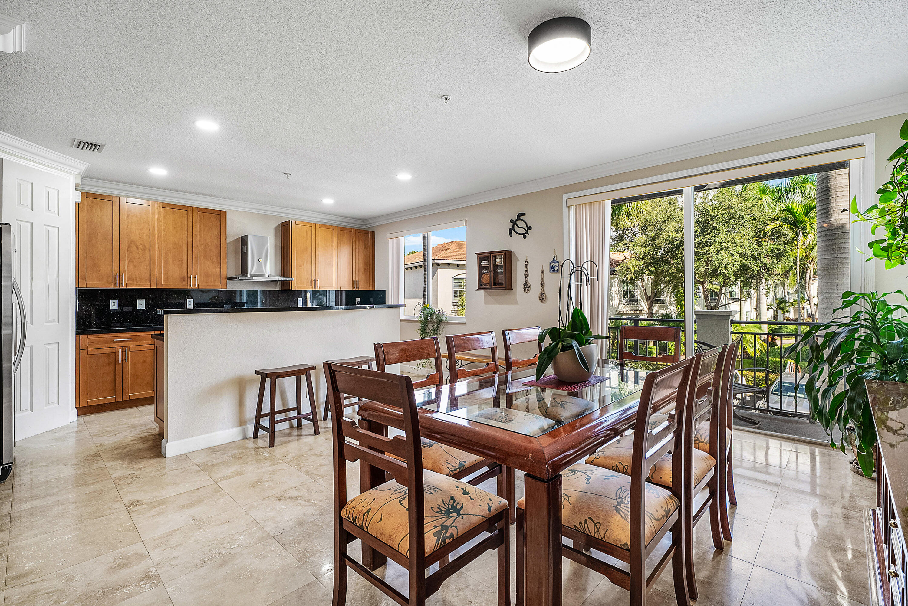 Dining - Kitchen Combo with Exterior Balcony access!