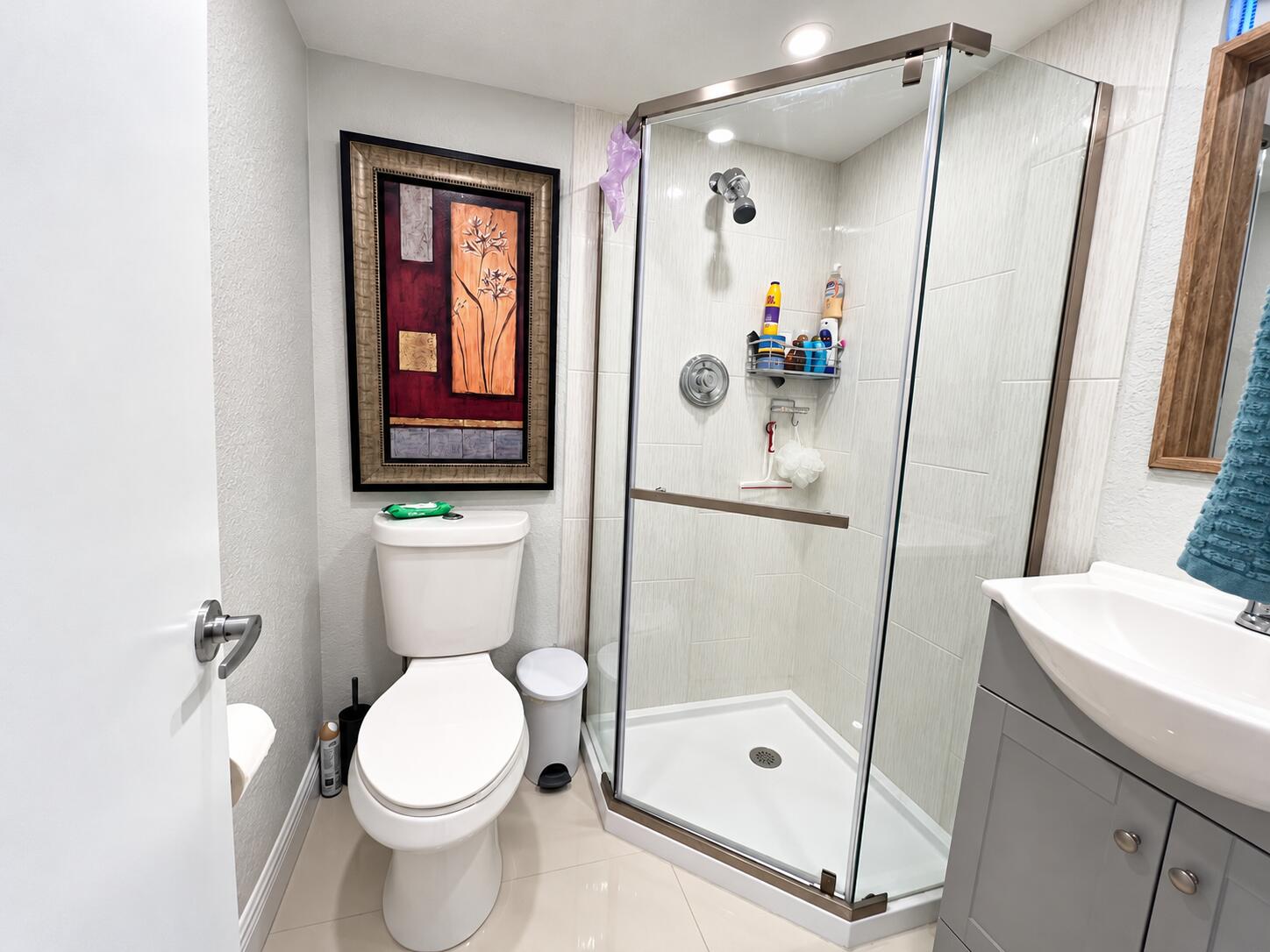 Naturally polished real estate photo-12