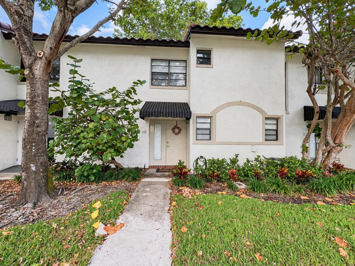 Polished real estate listing photo-19 Polished real estate listing photo-19