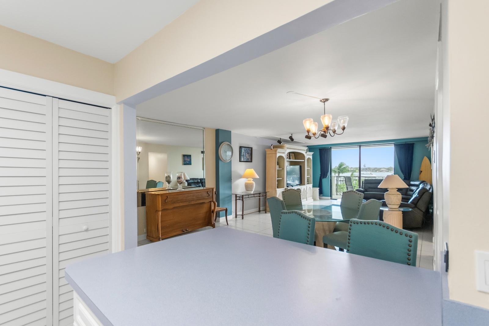 Open Kitchen