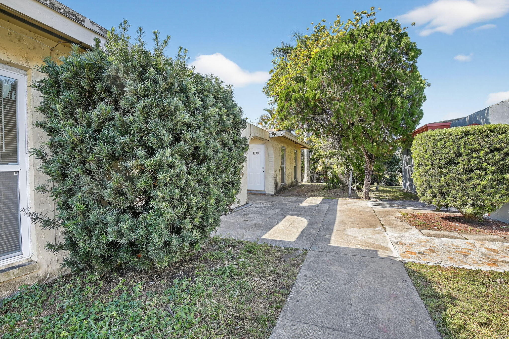 1767 NW 55th Avenue