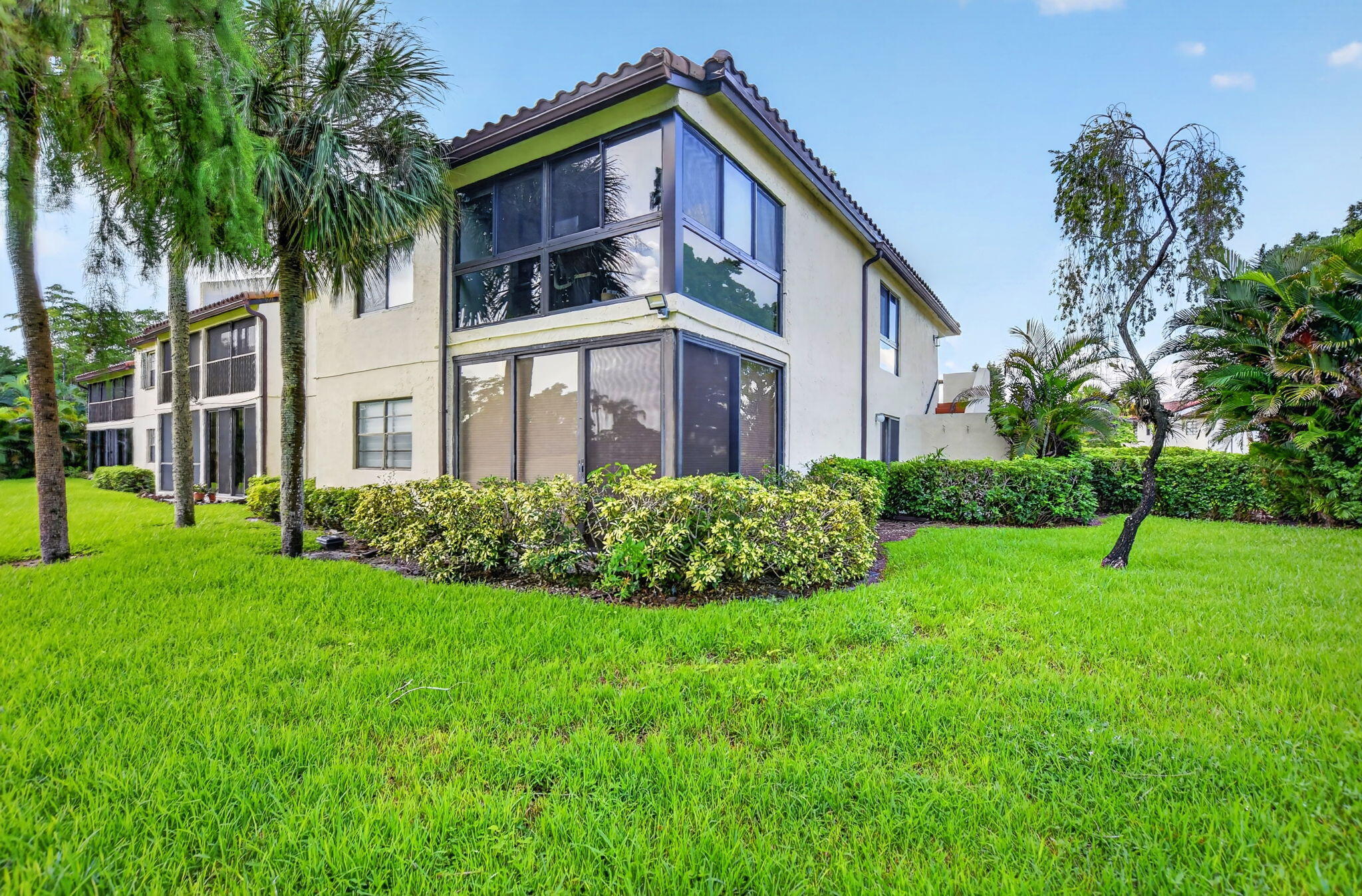 BACK OF CONDO