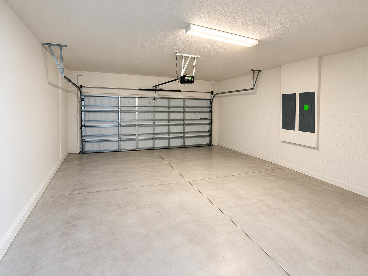 49.Garage
