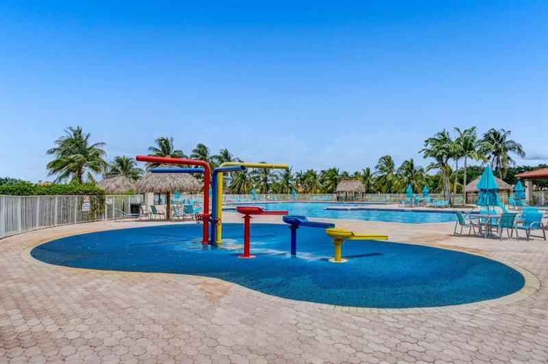 RIDGES TOT POOL