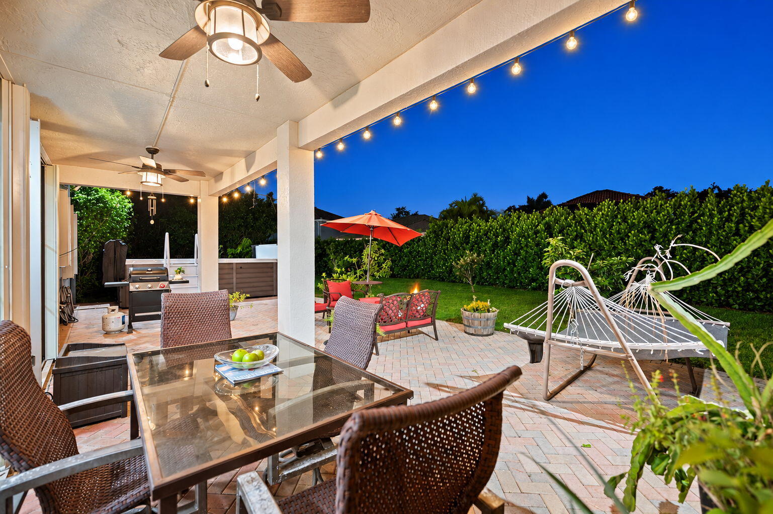 18-web-or-mls-4132-boston-ct