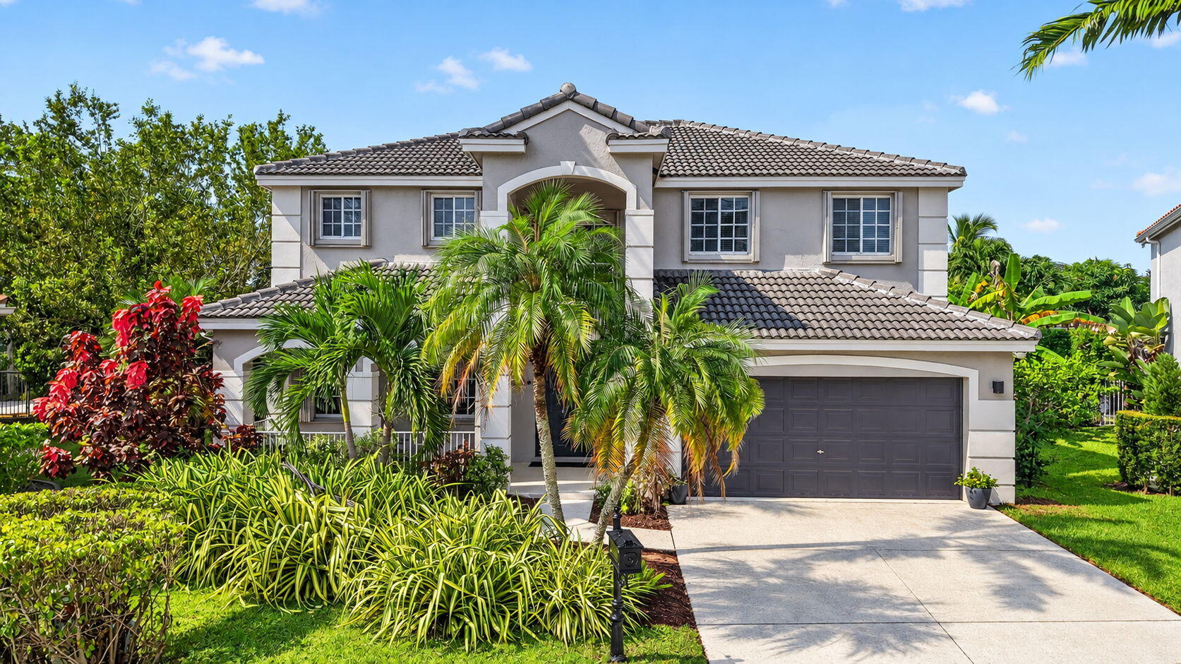 FRONT OF HOME 62-web-or-mls-62-print-DJI