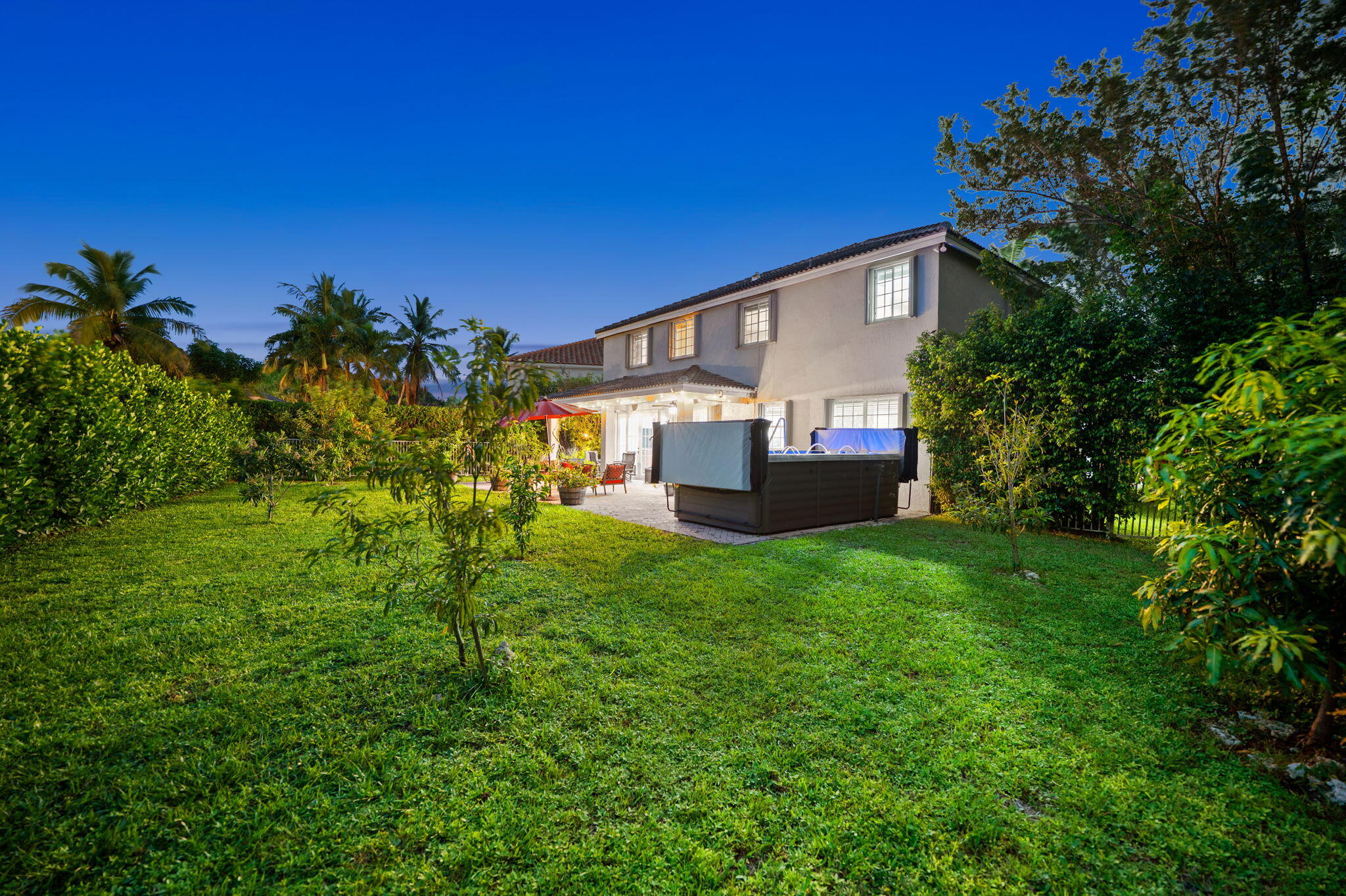 10-web-or-mls-4132-boston-ct