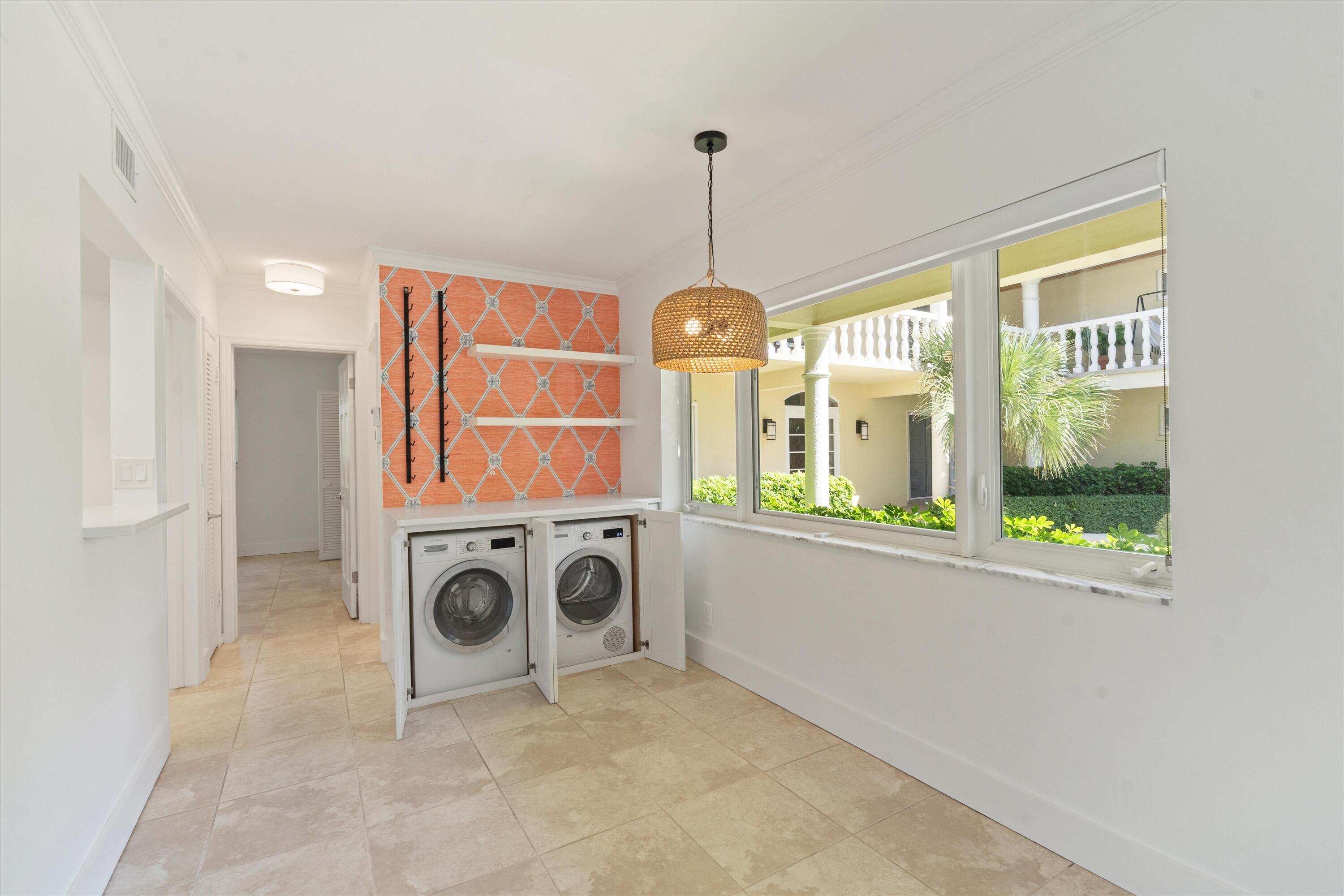 1029 Langer Way #4