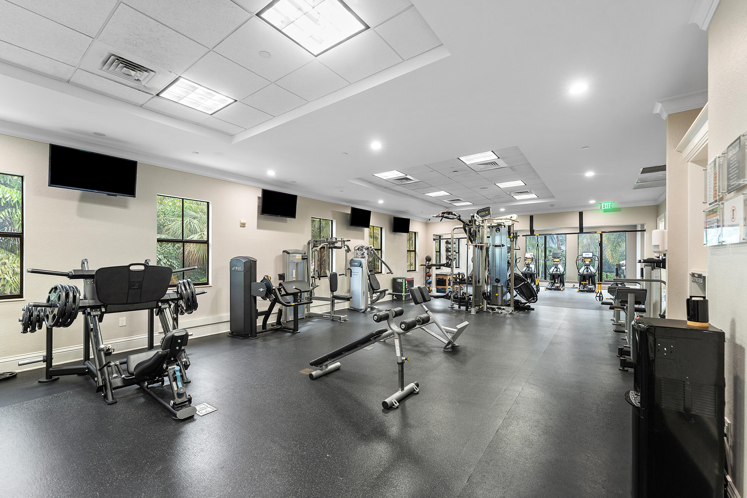 115-17963LakeAzureWay-BocaRaton-FL-33496