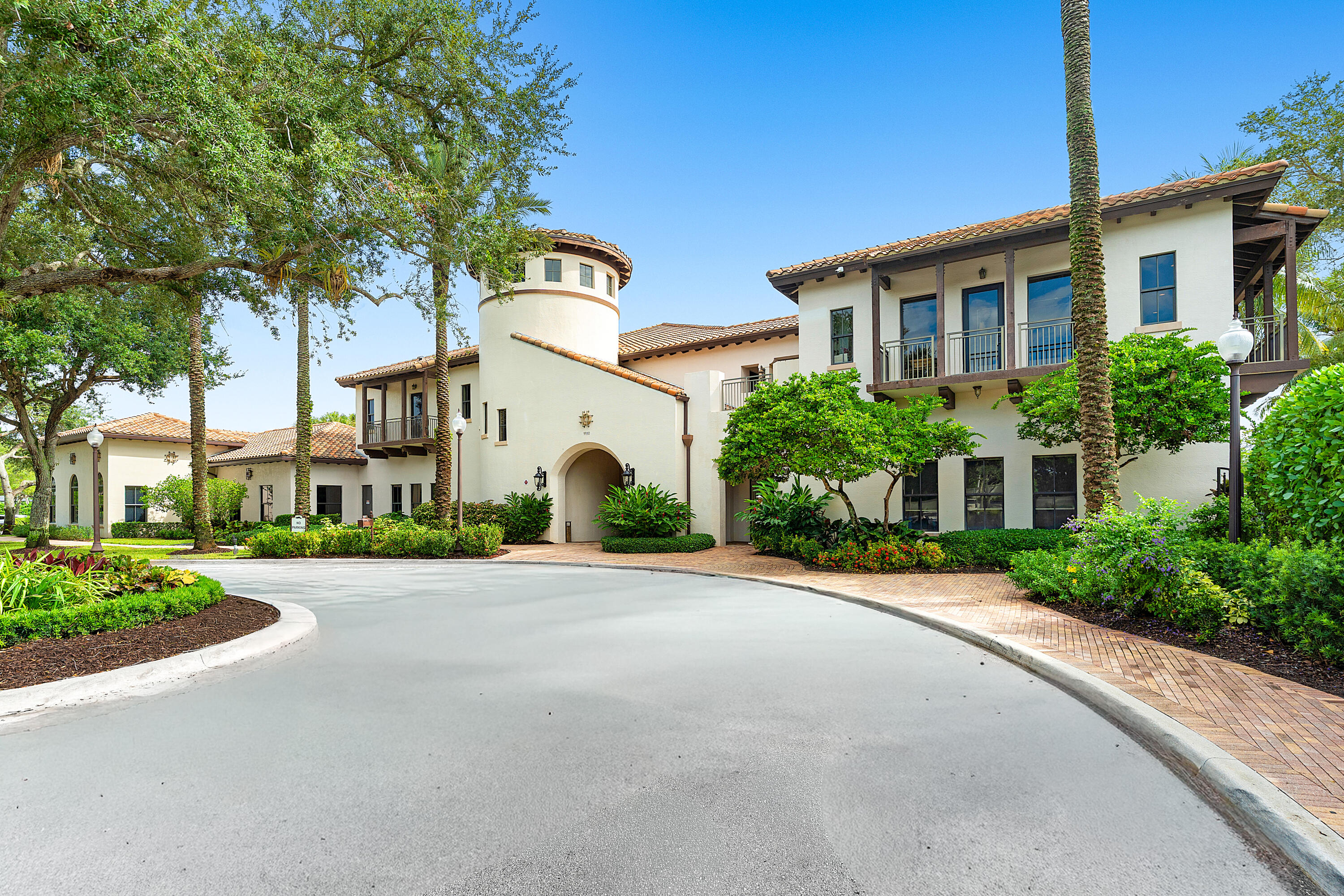 106-17963LakeAzureWay-BocaRaton-FL-33496