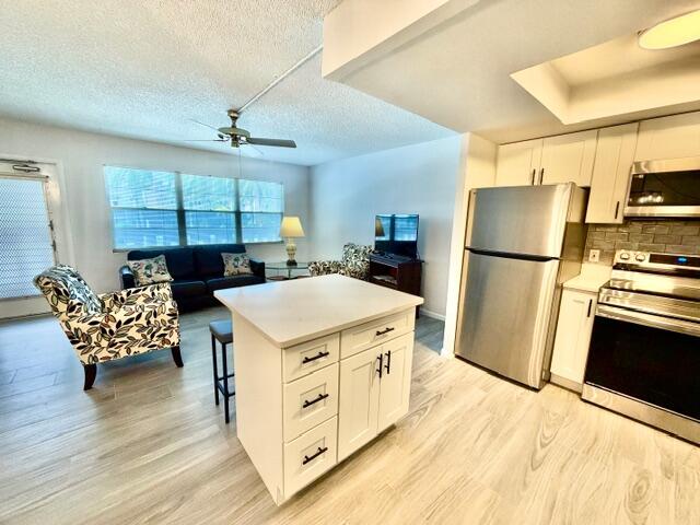 Open Floor Plan Open Floor Plan