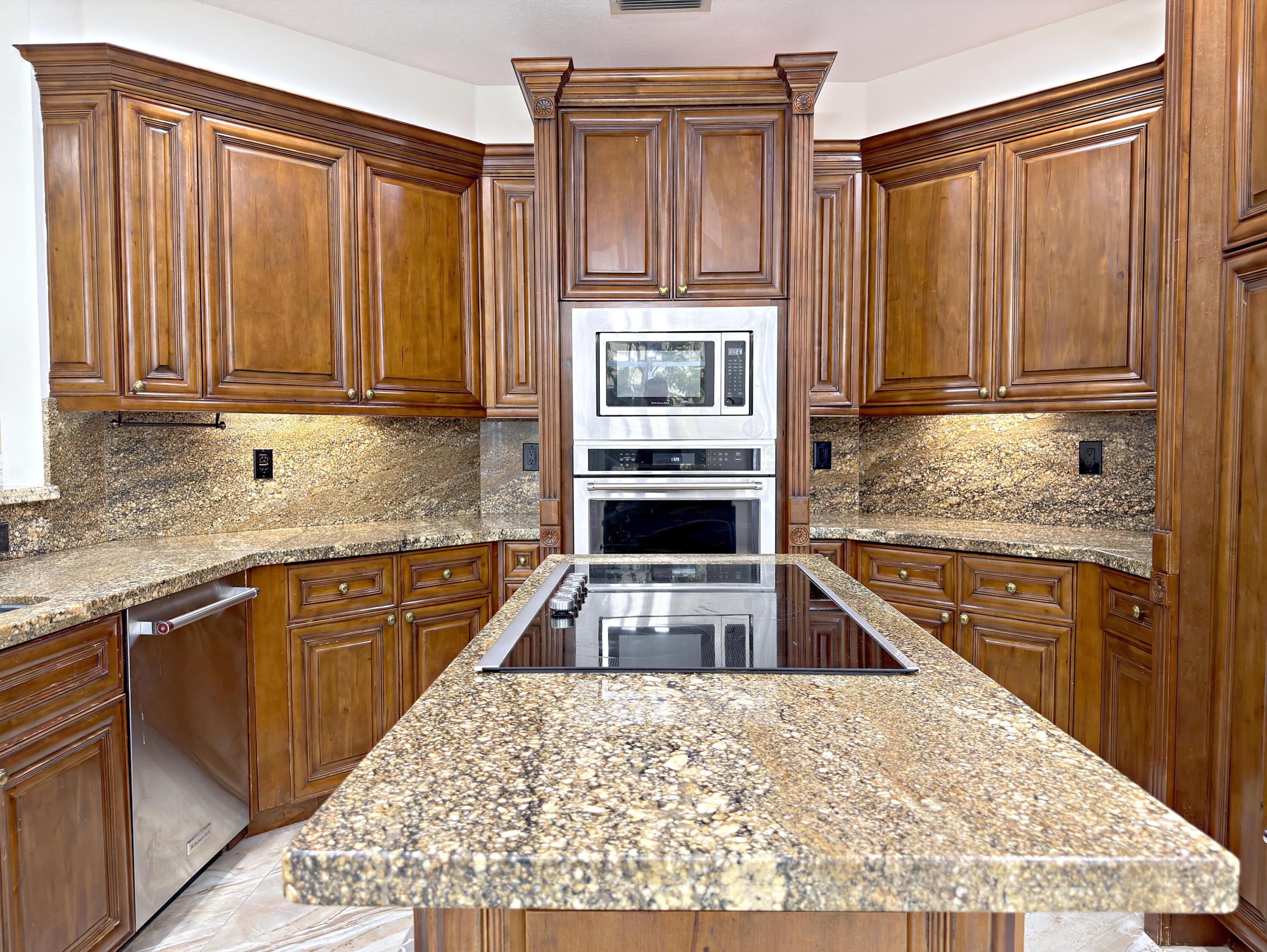 Kitchen 6