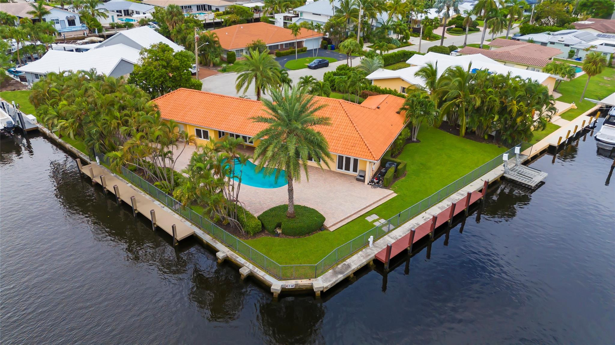 Point Waterfront Lot. Total Waterfront 250 ft