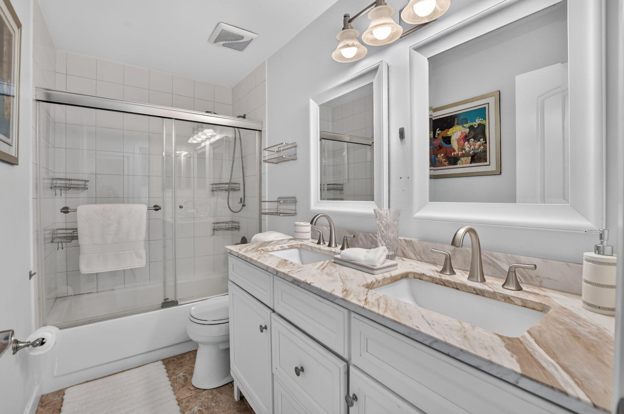 Guest Bathroom Upstairs