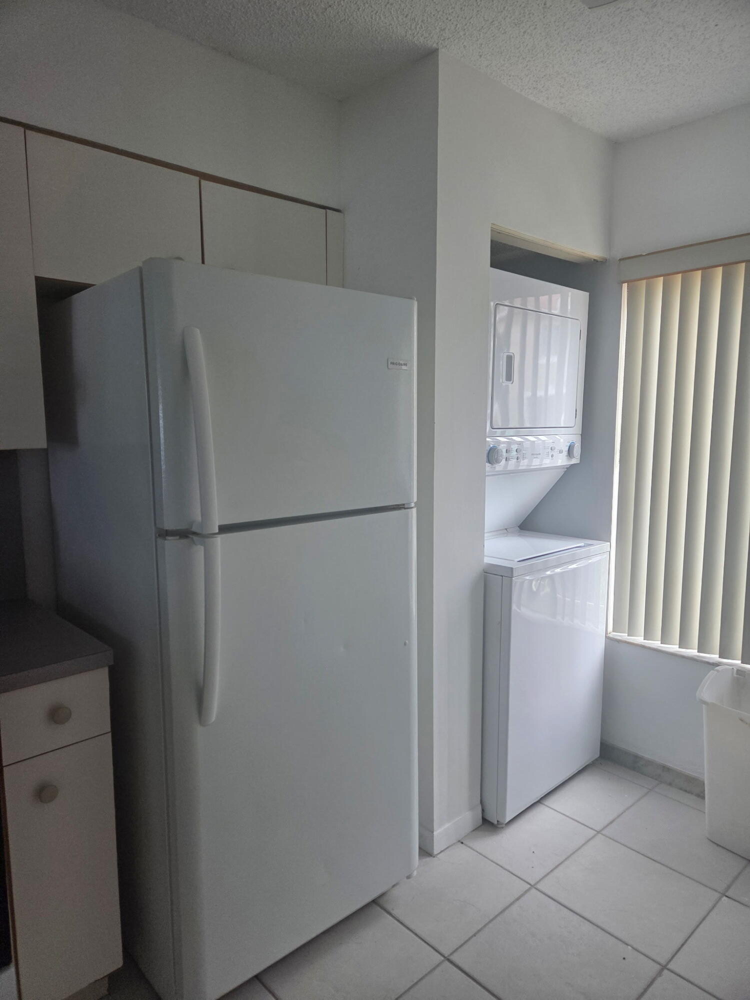B - Kitchen 2