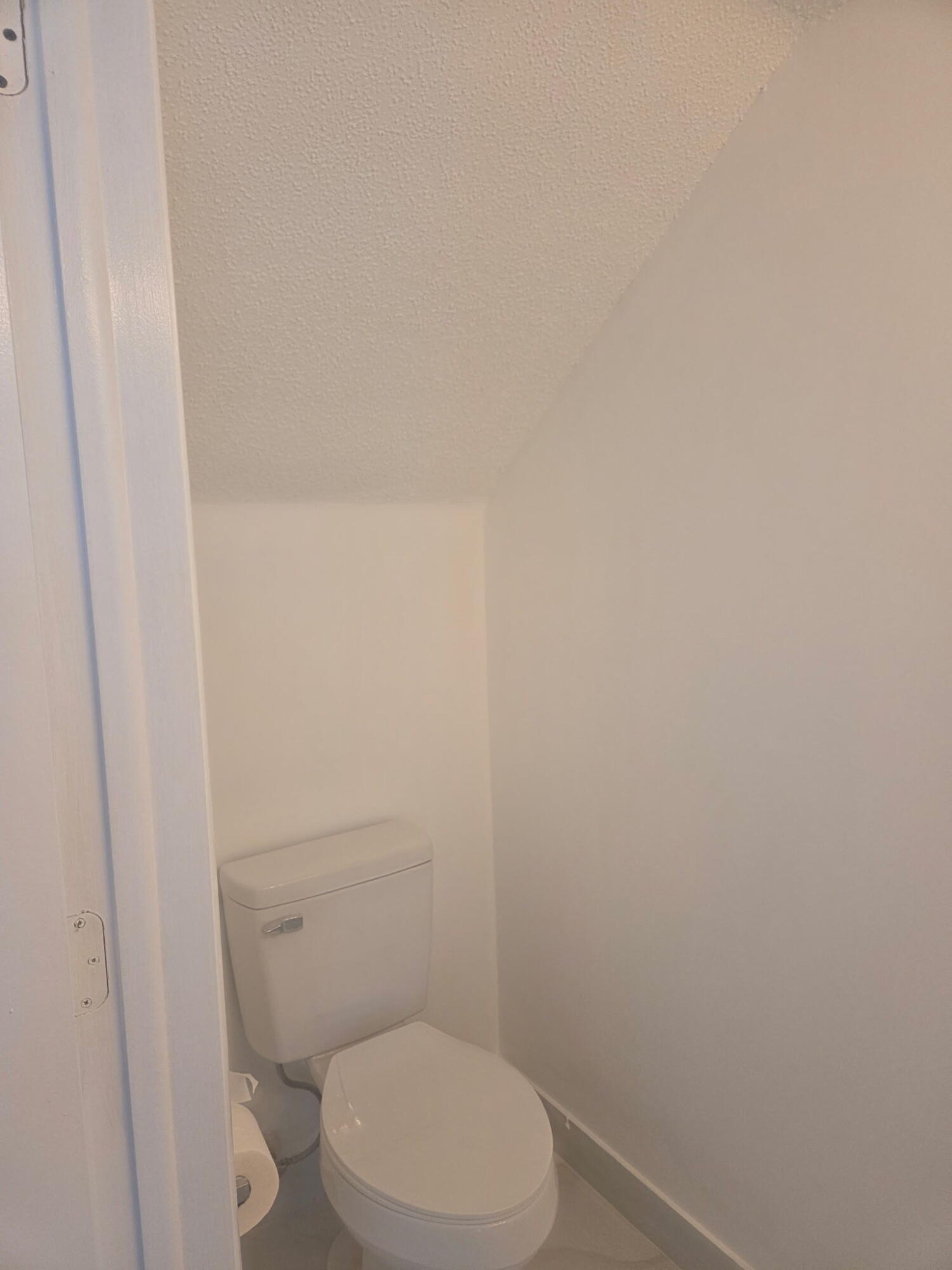 B - Half Bath 2