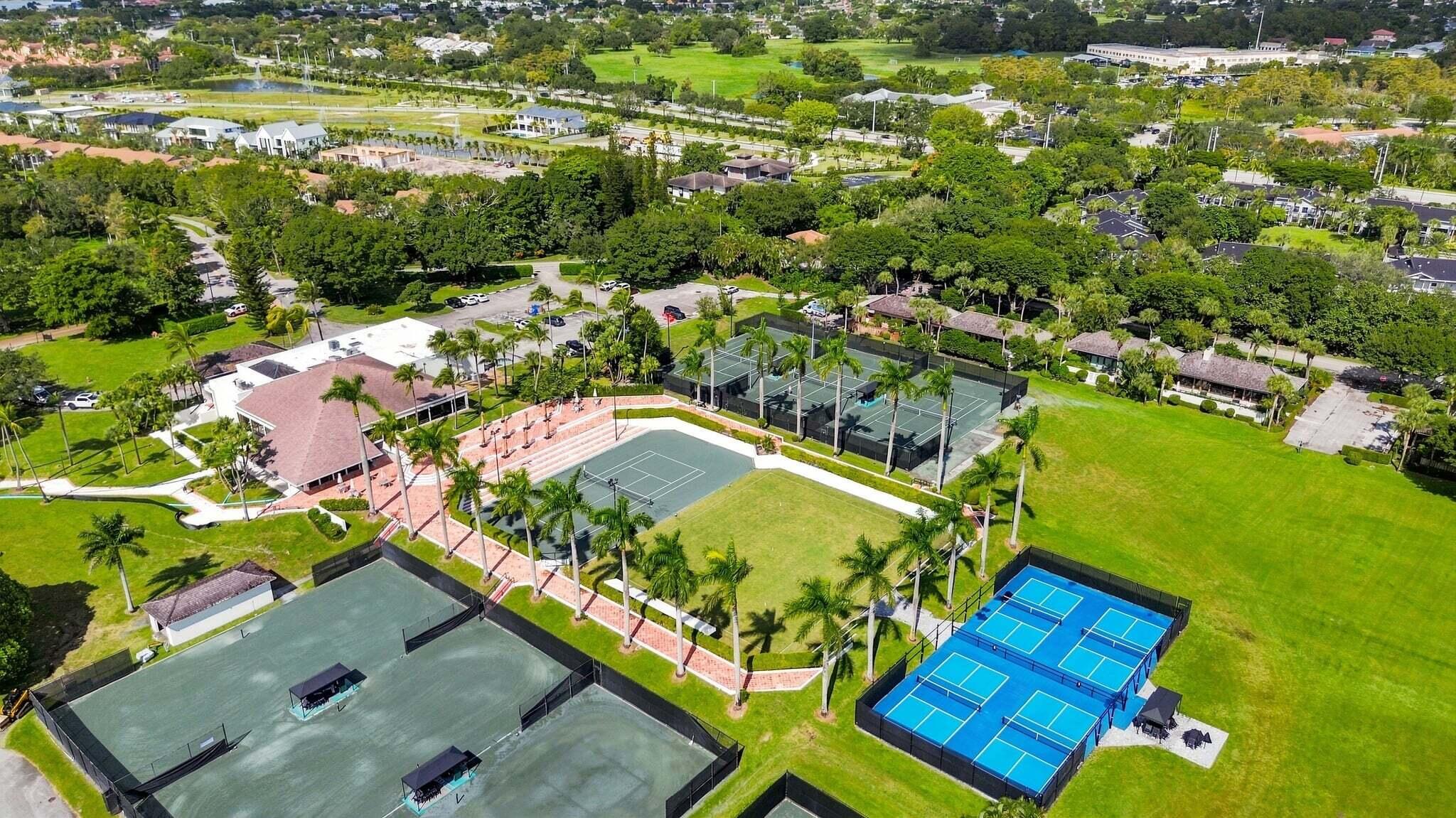 Polo Club outdoor courts