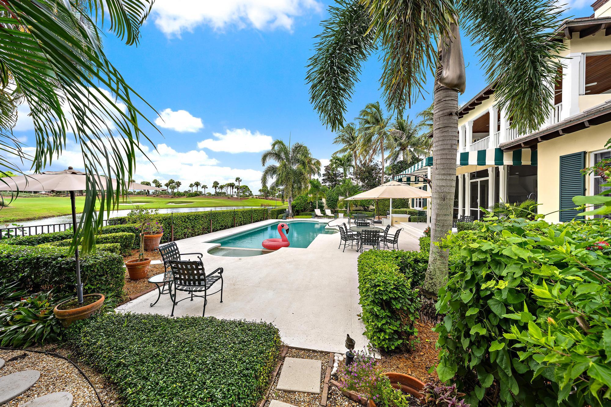 210 Echo Dr-43