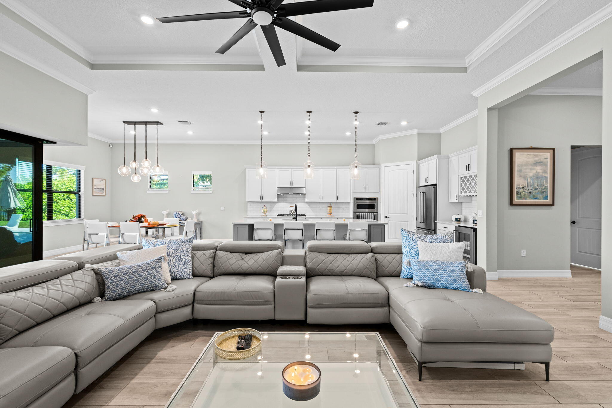 18-web-or-mls-A7401683