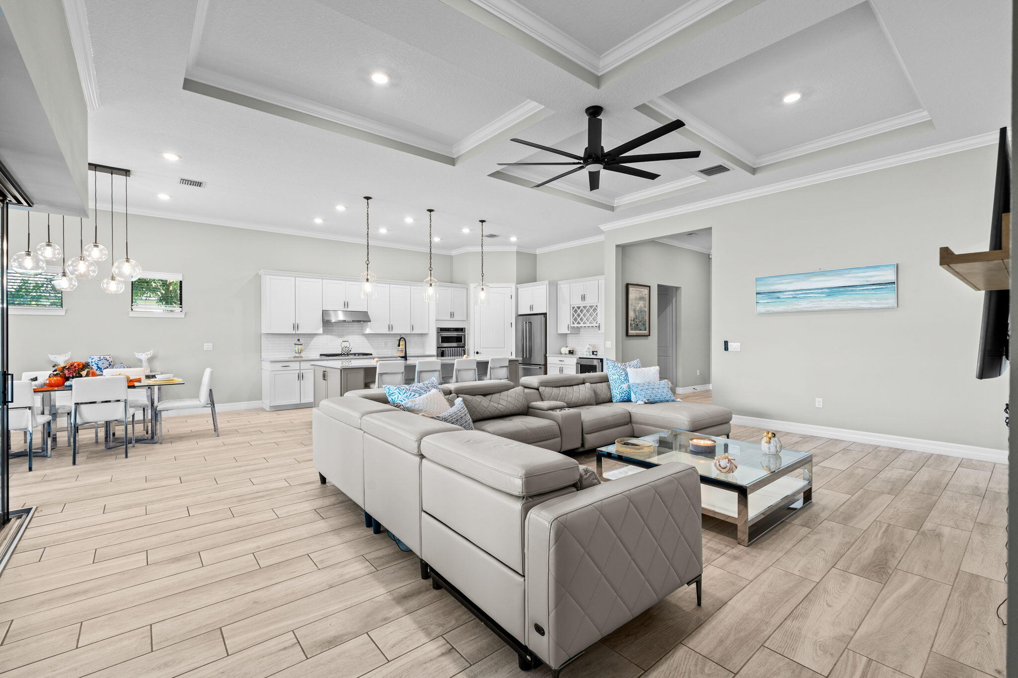 17-web-or-mls-A7401677