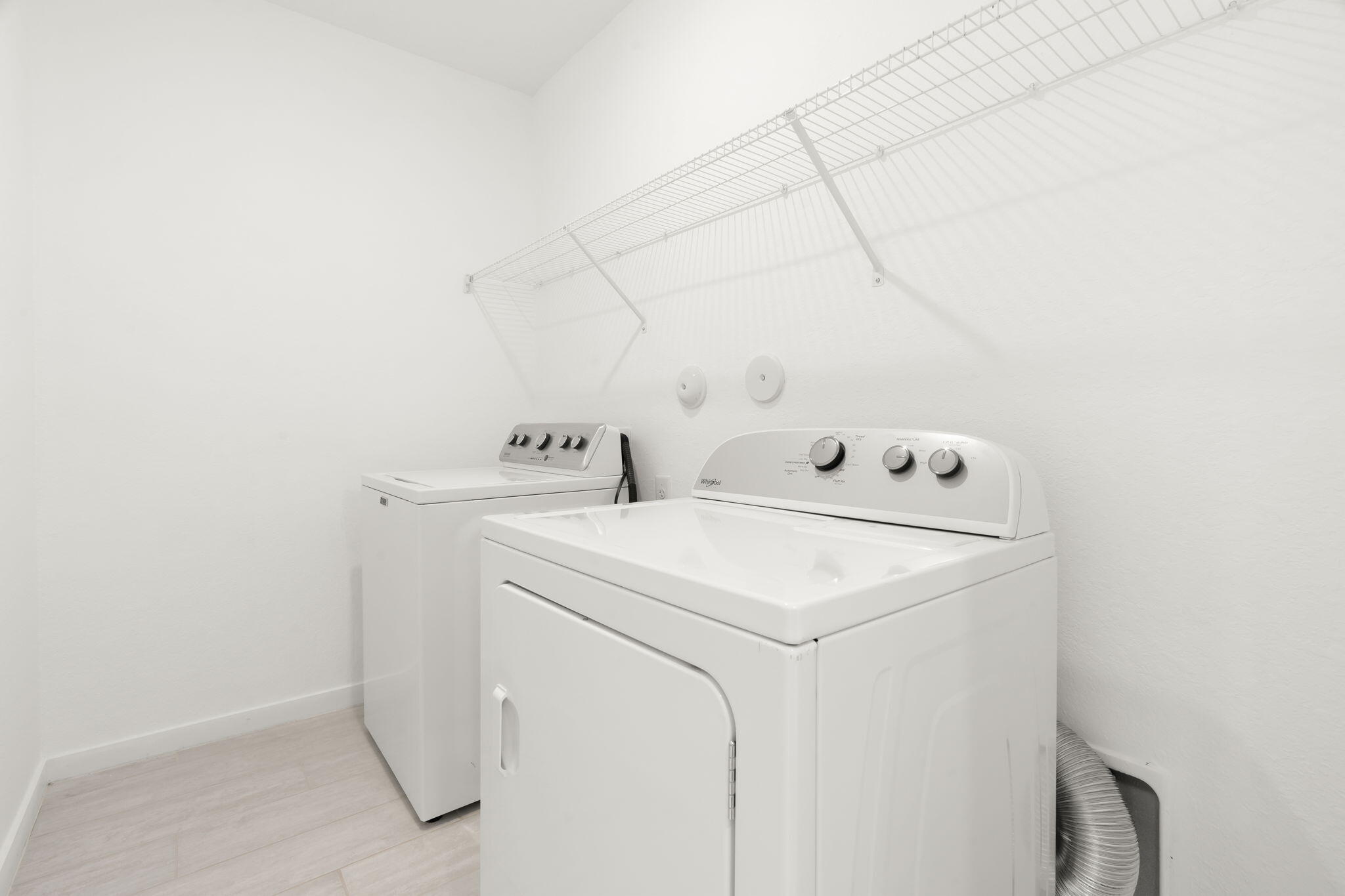 32-web-or-mls-529 NW 17th St, Fort Laude 32-web-or-mls-529 NW 17th St, Fort Laude