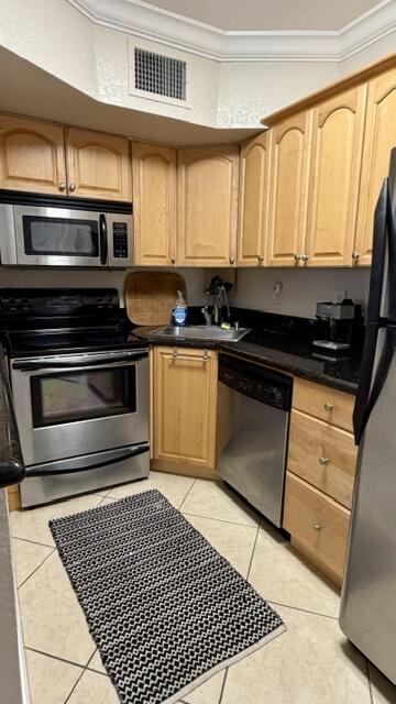 Stainless steel Appliances Stainless steel Appliances