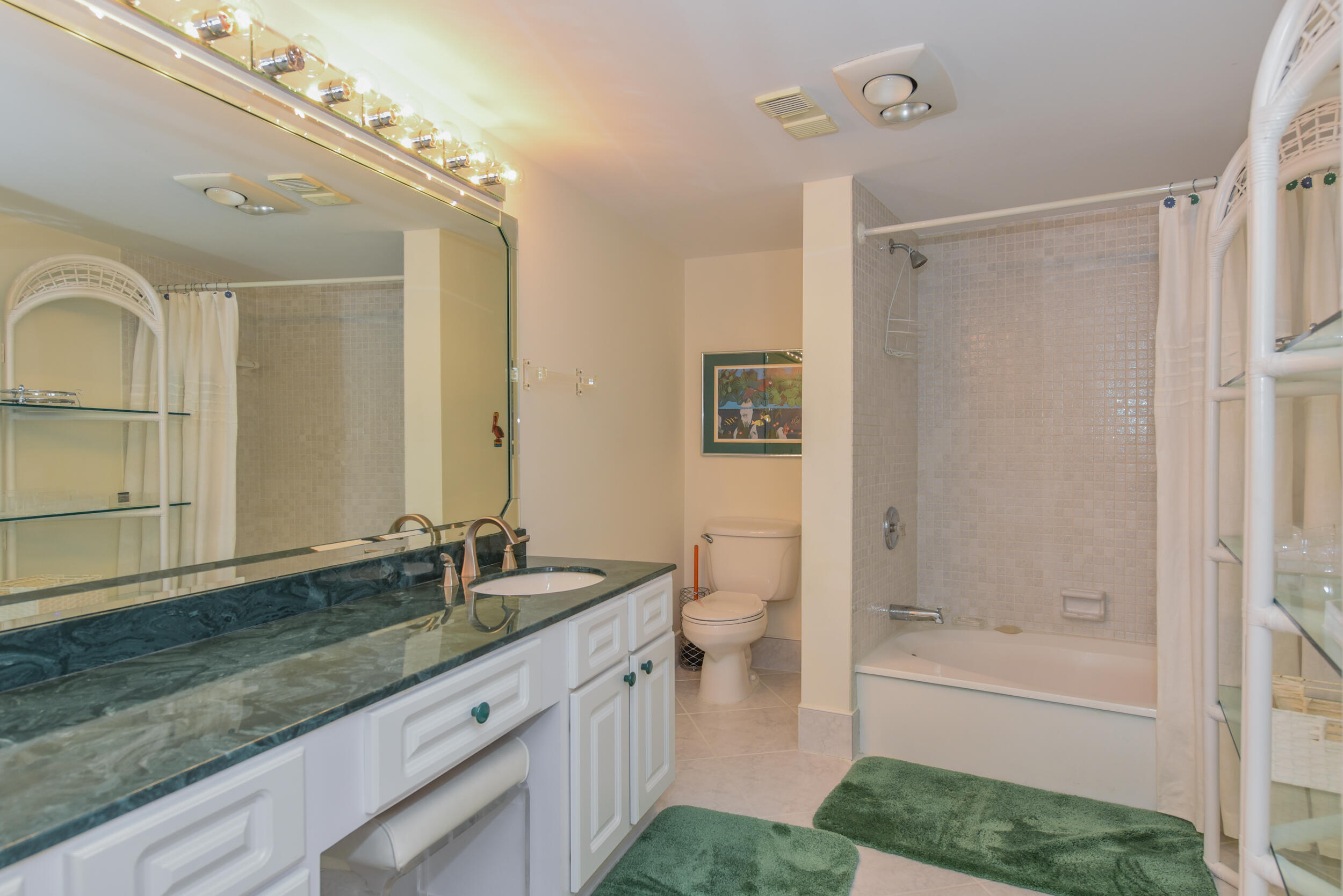 1357 NE Ocean Blvd_#404_Jim Hudson_11