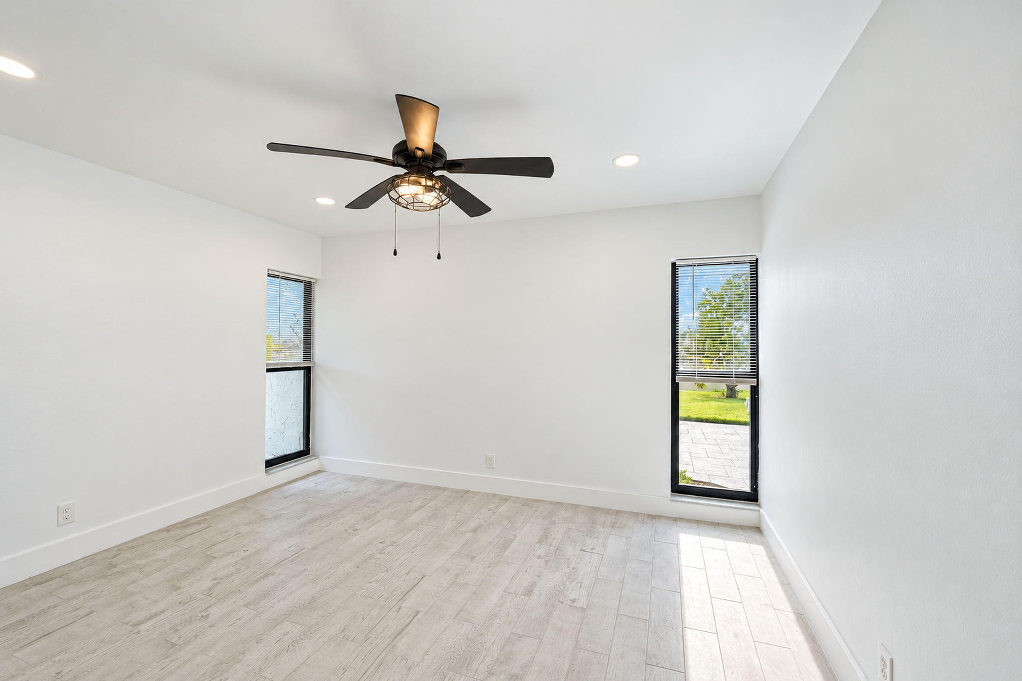 Second bedroom