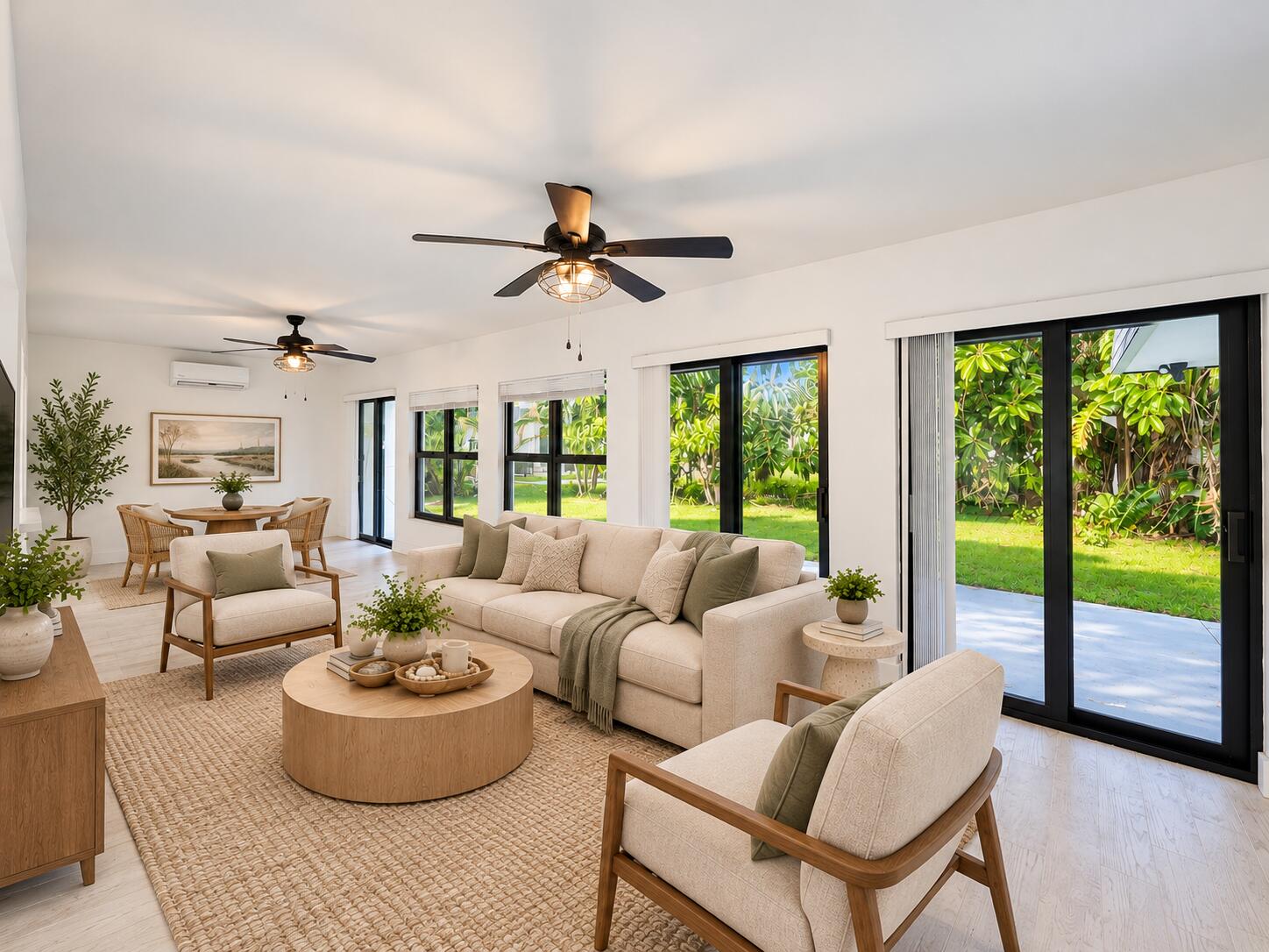 Florida room-virtually staged Florida room-virtually staged