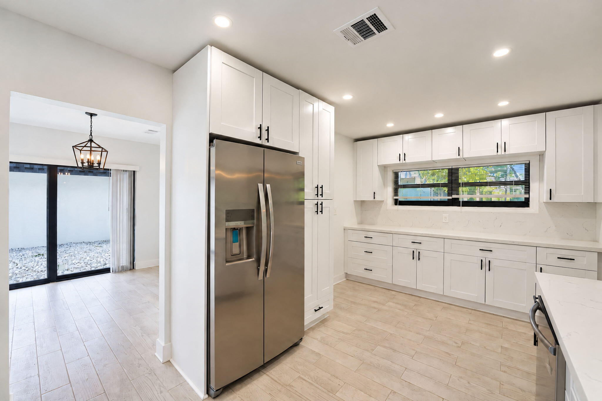 Completely renovated kitchen