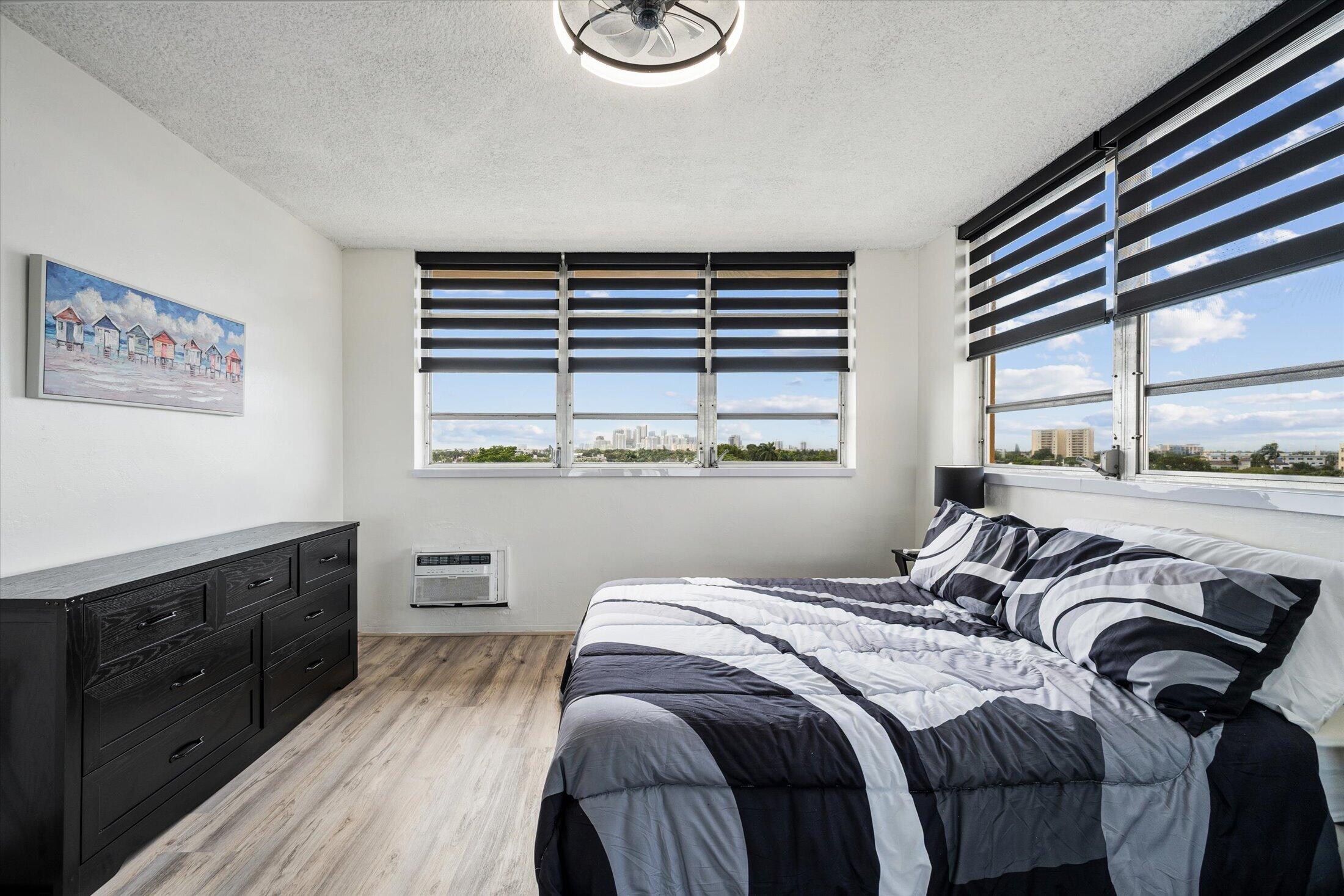 14-2400 NE 9th St #604, Fort Lauderdale-