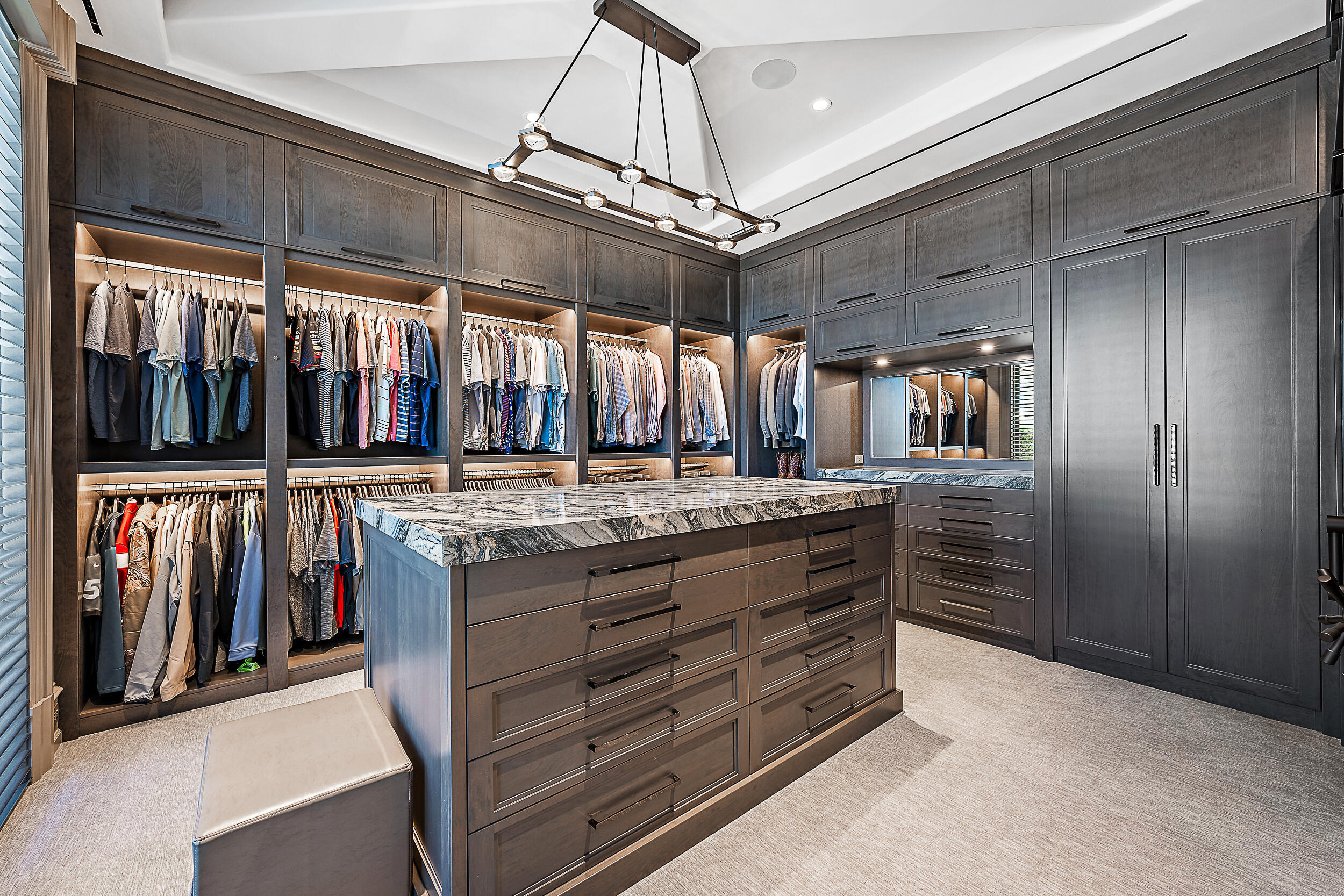 Primary Closet B