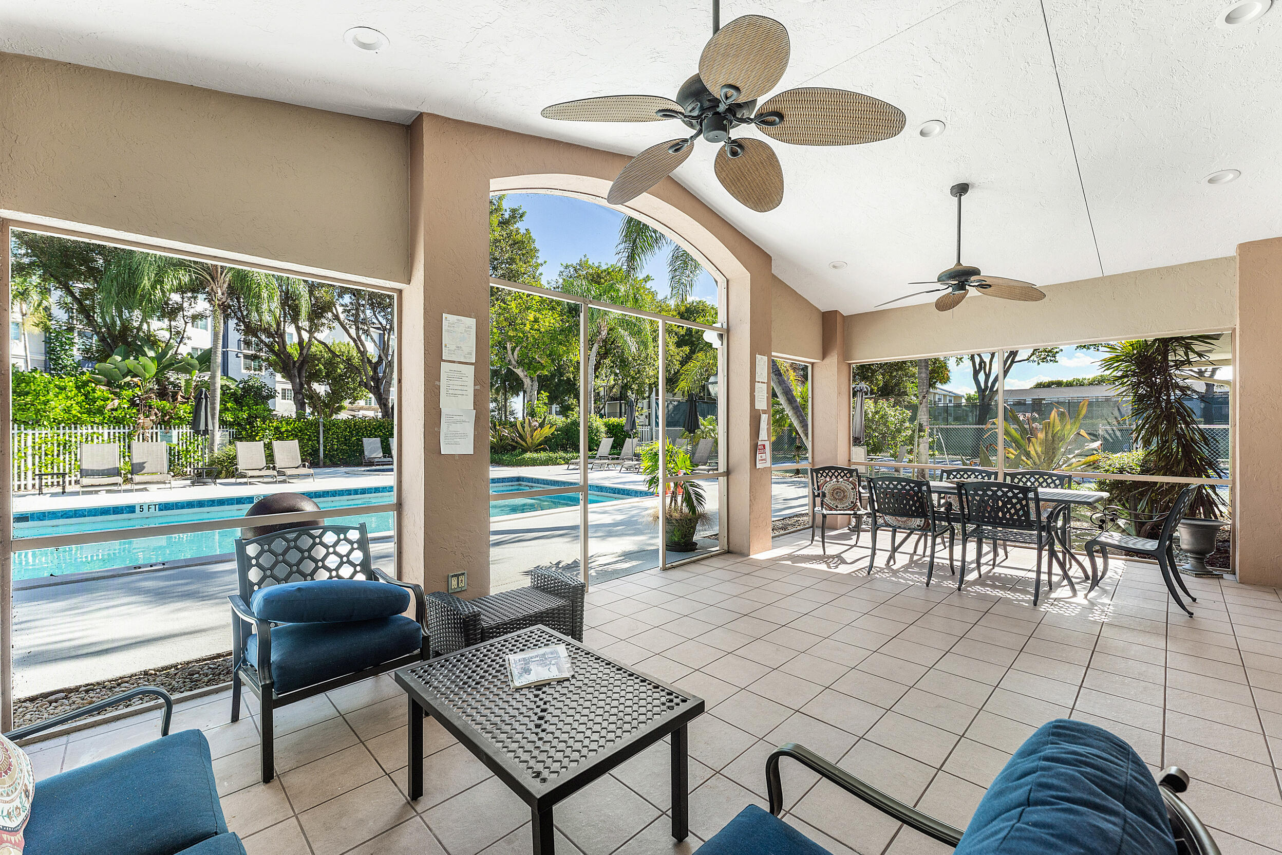 Clubhouse Patio - Pool