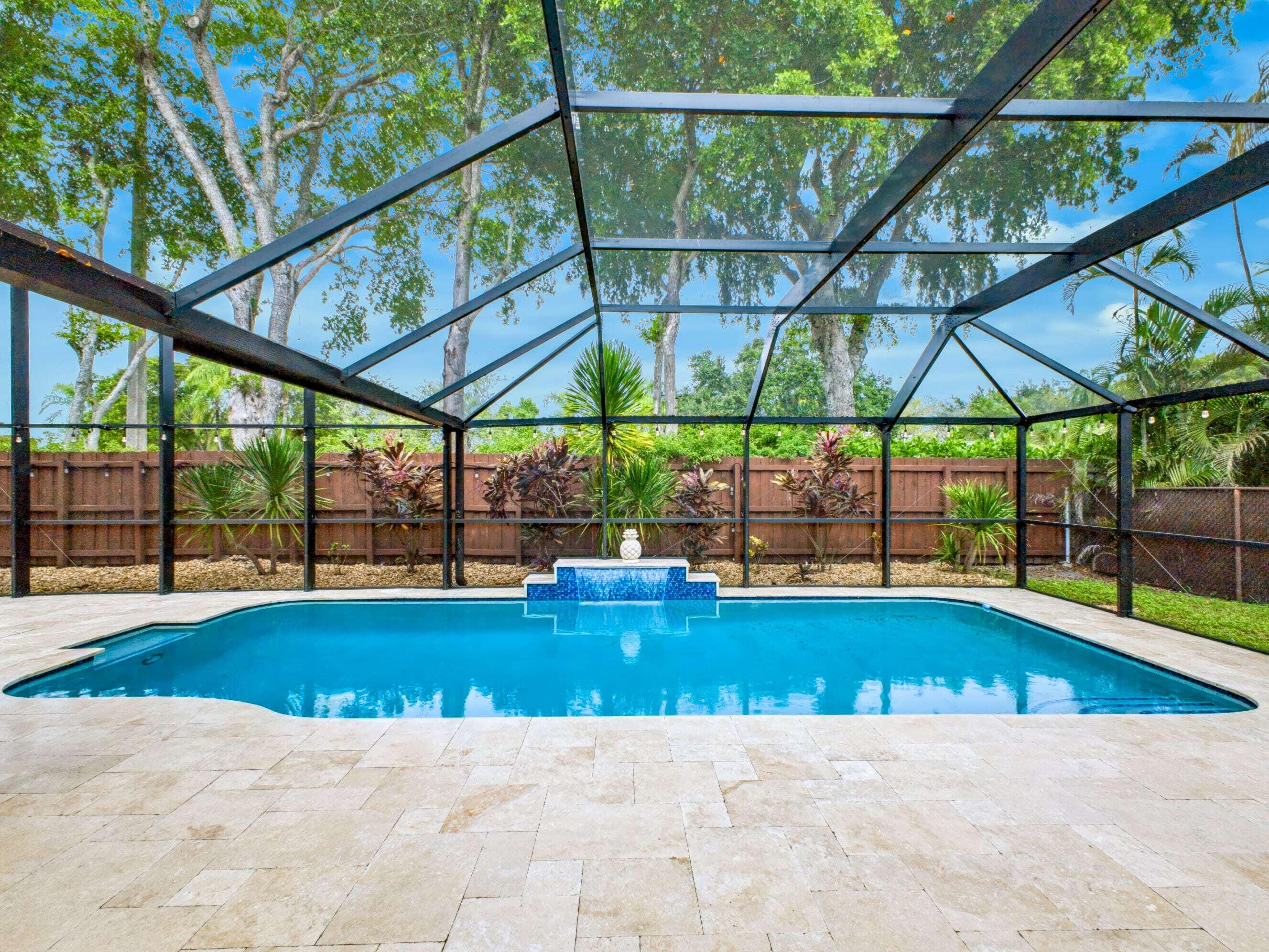 Screened Pool 1