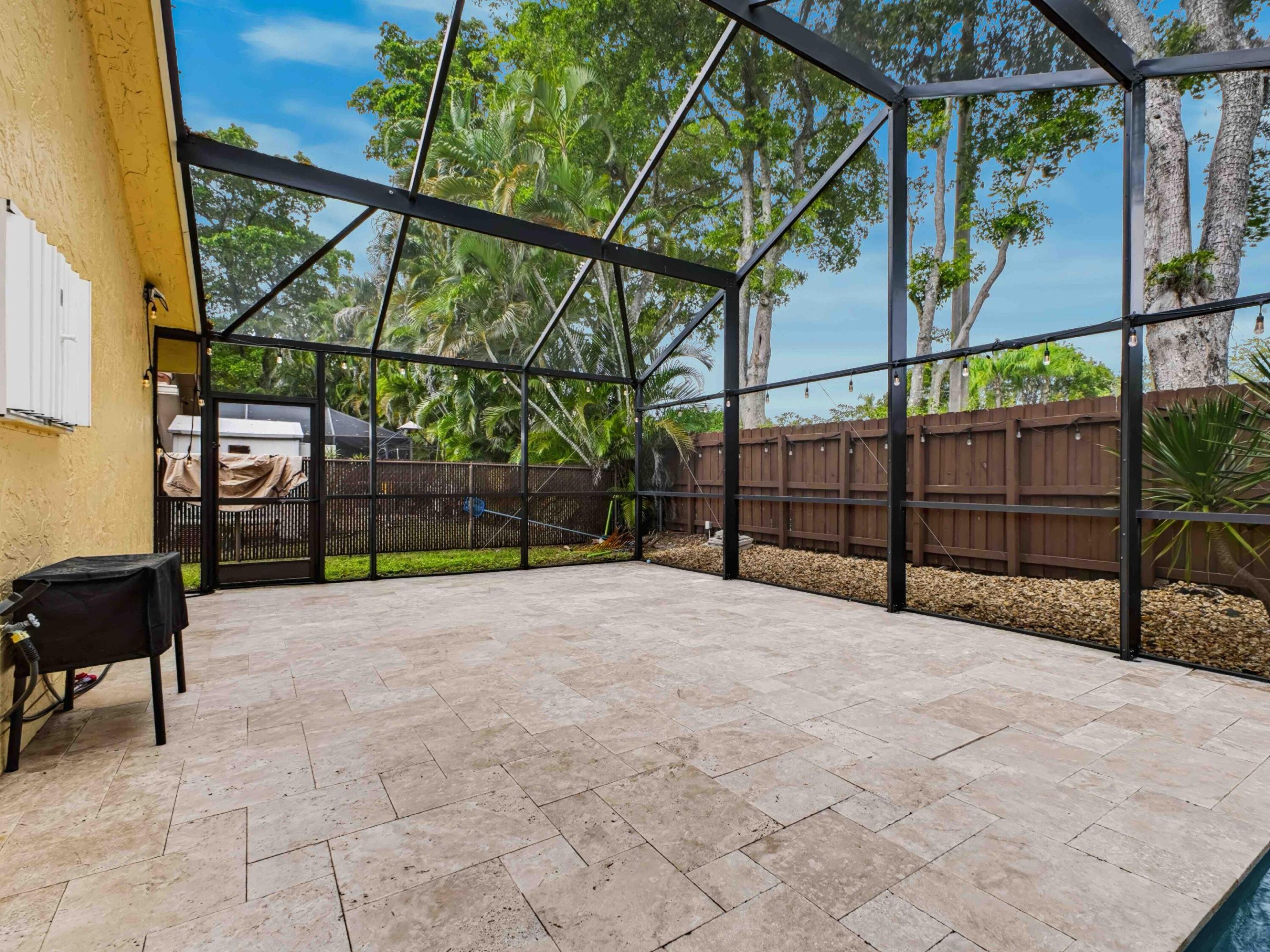 Screened Patio