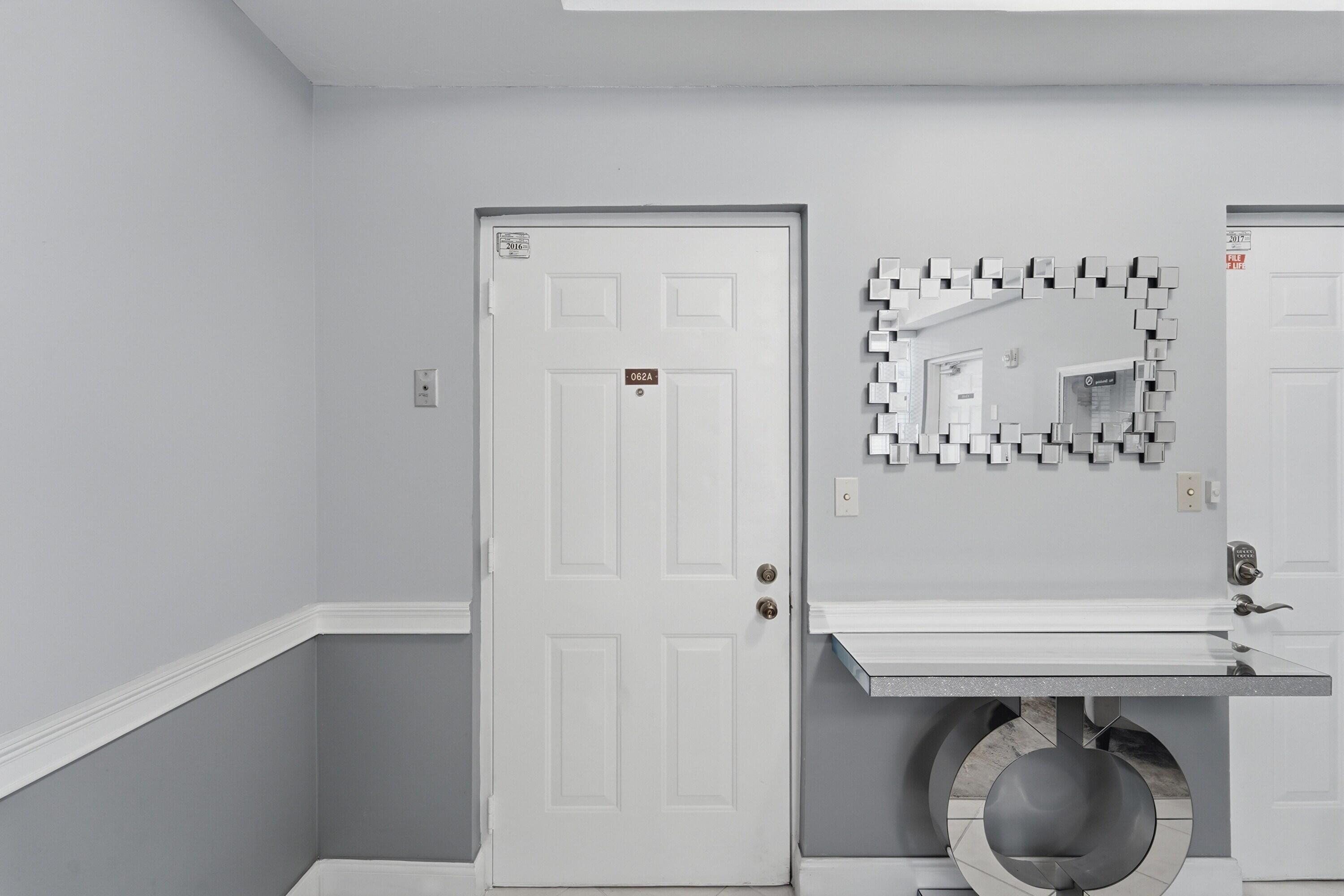 Private Common Area leading into Unit