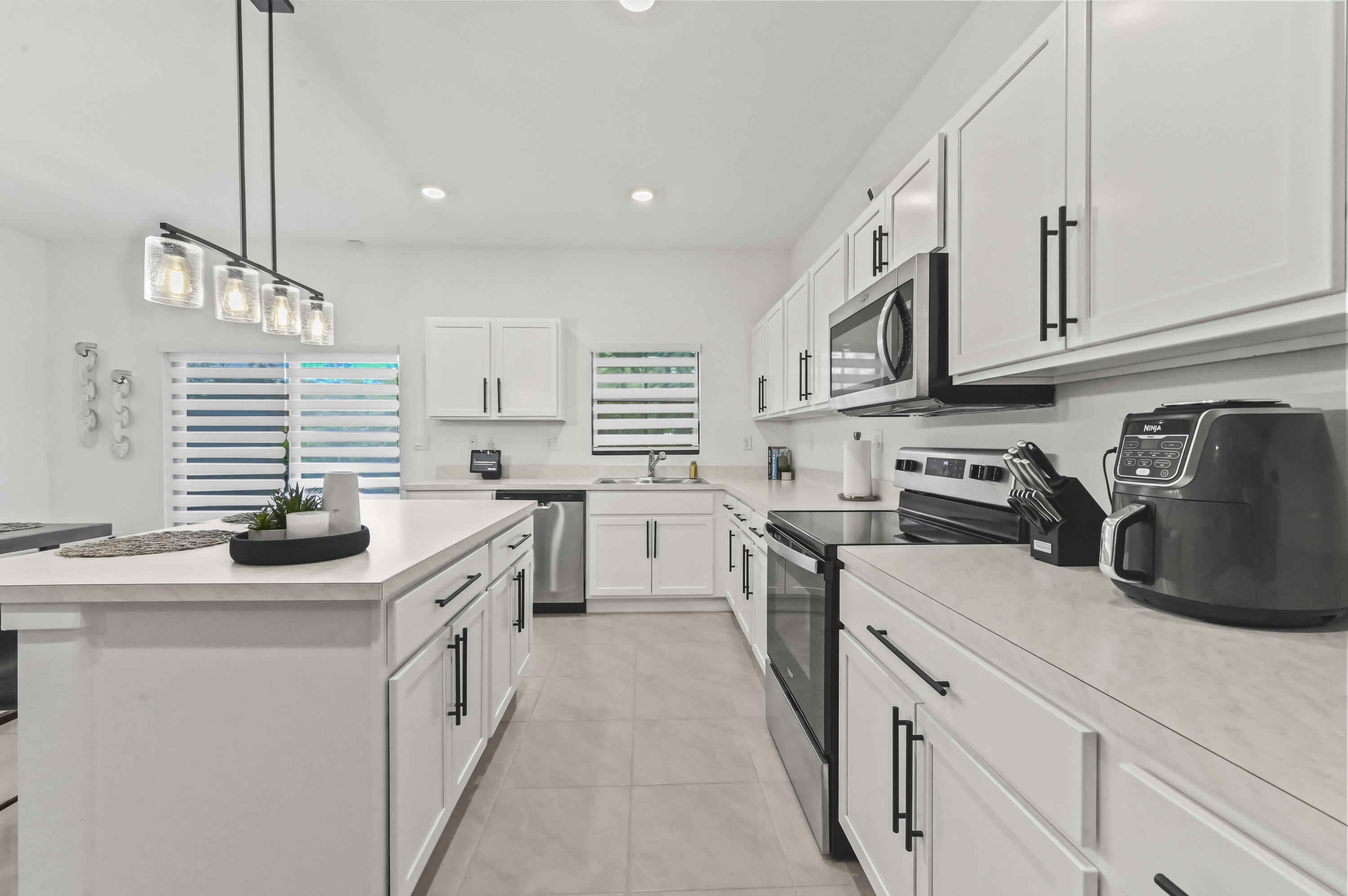 13 Kitchen 02