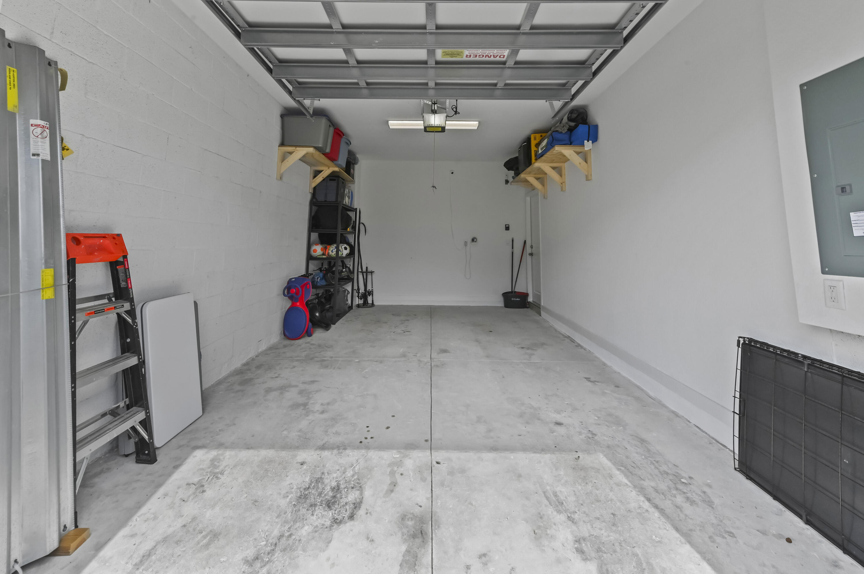 27 Garage 01
