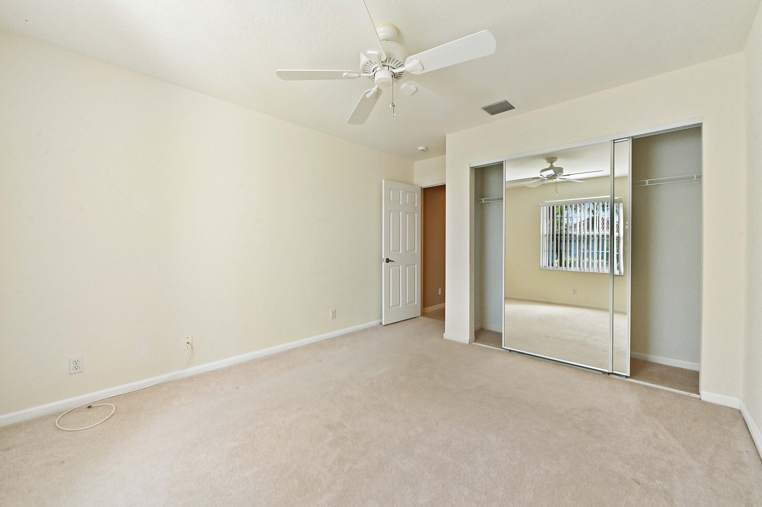 23 Bedroom 02