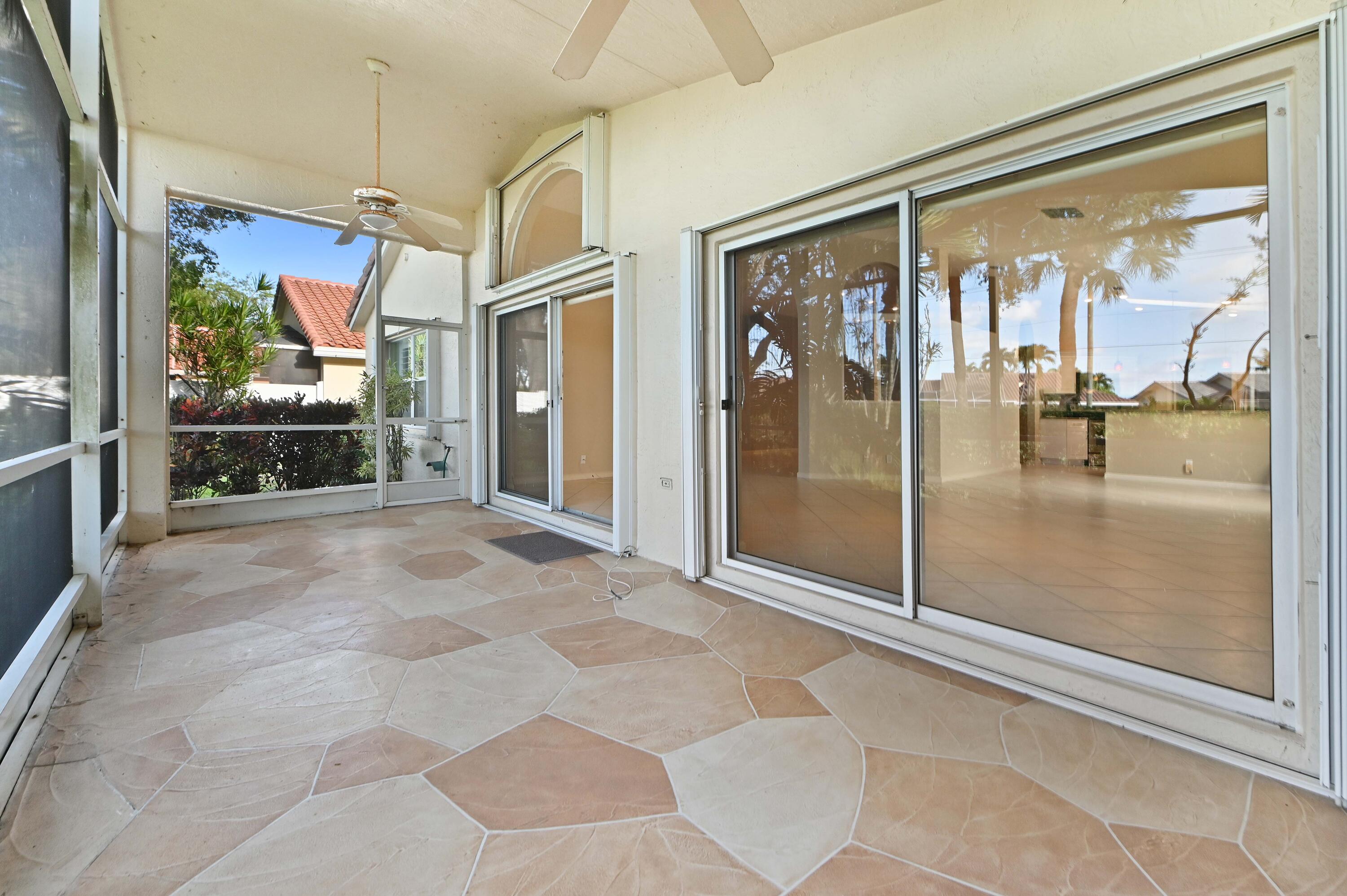 30 patio 02