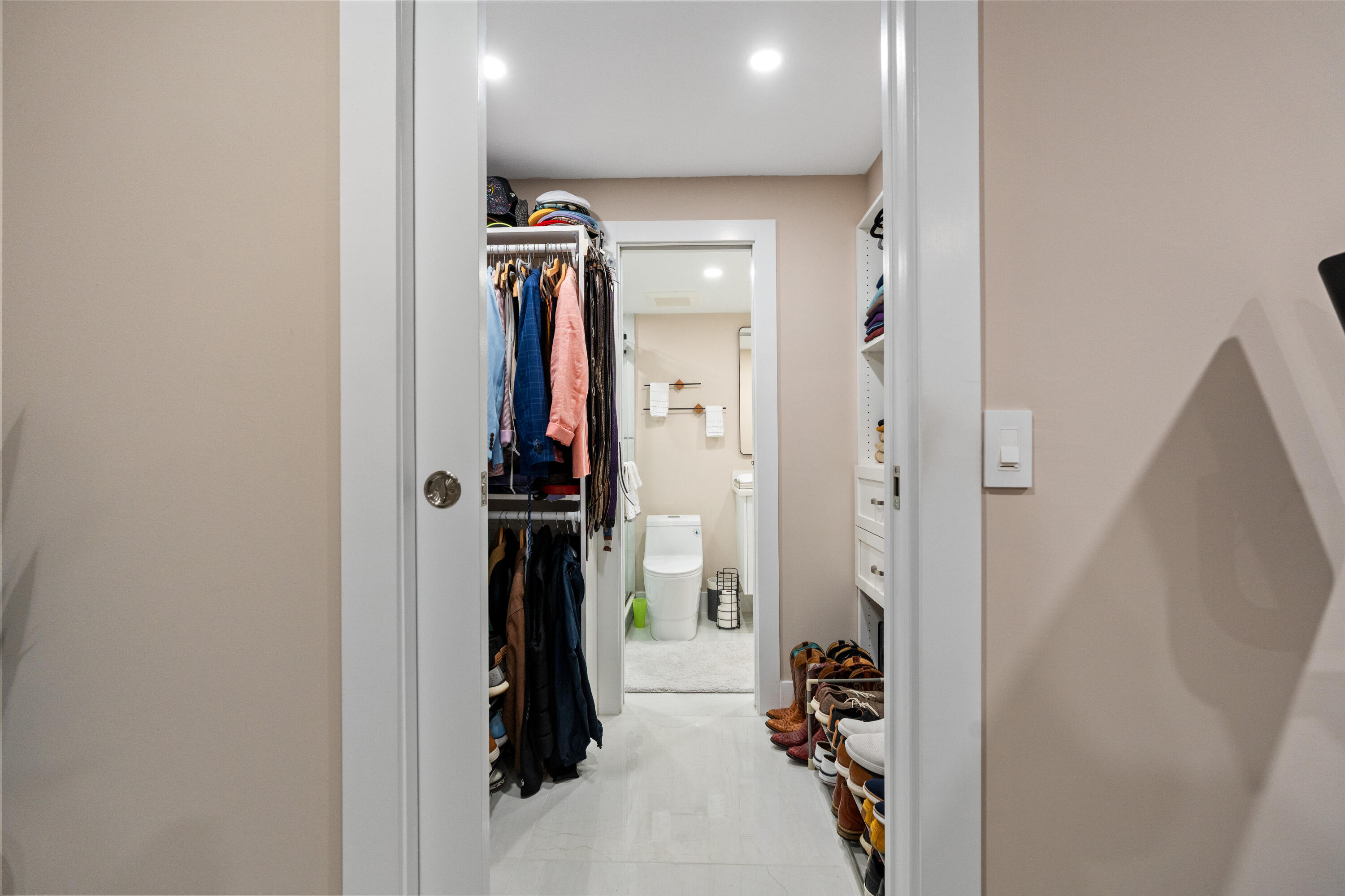 Guest Bedroom Closet