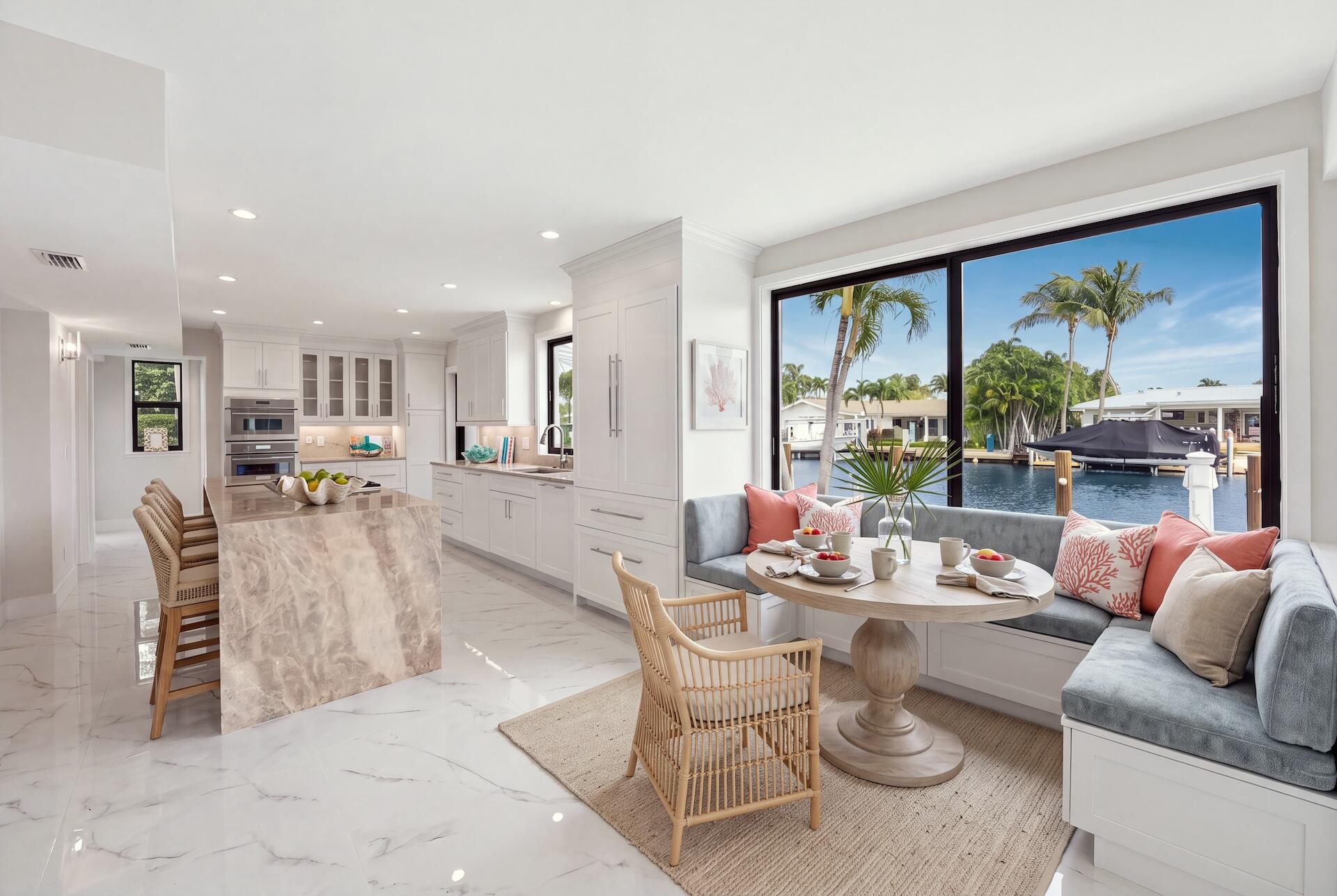 09_Breakfast_Nook_Staged